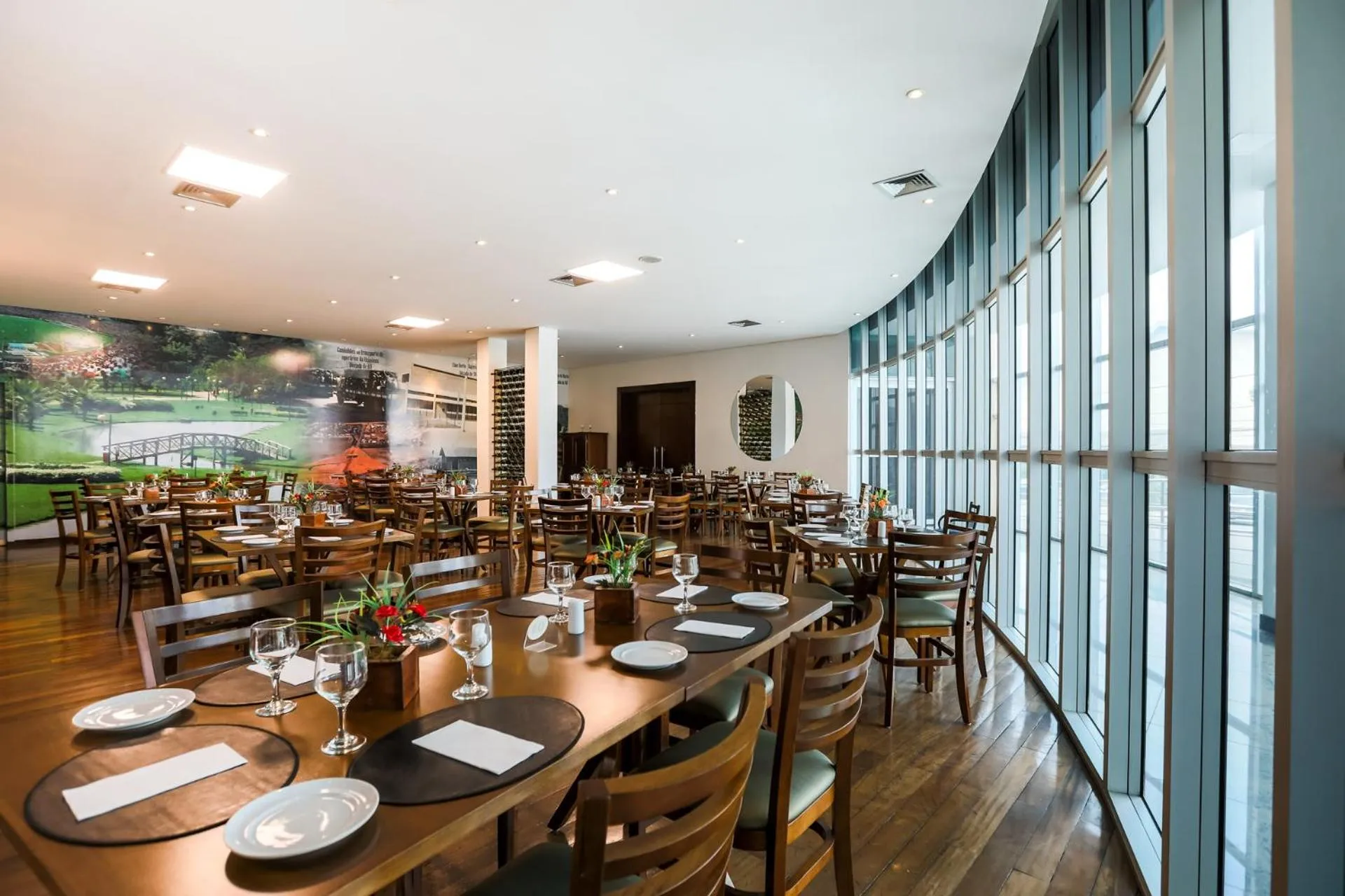 Restaurant/places to eat in San Diego Suites Ipatinga