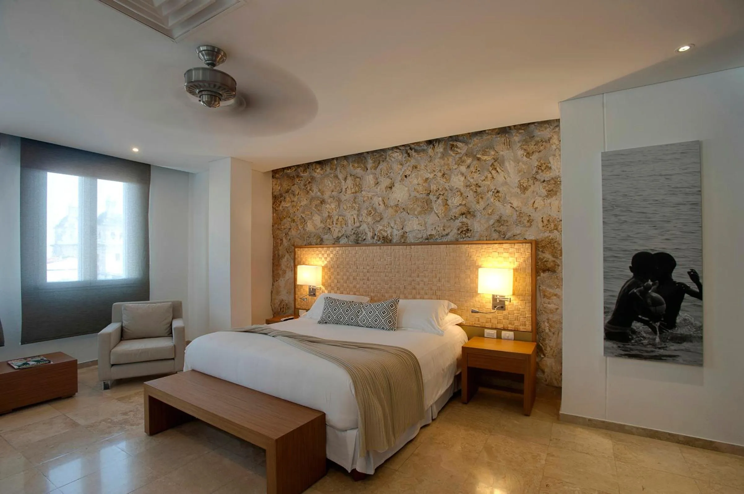 Photo of the whole room, Bed in Movich Hotel Cartagena de Indias