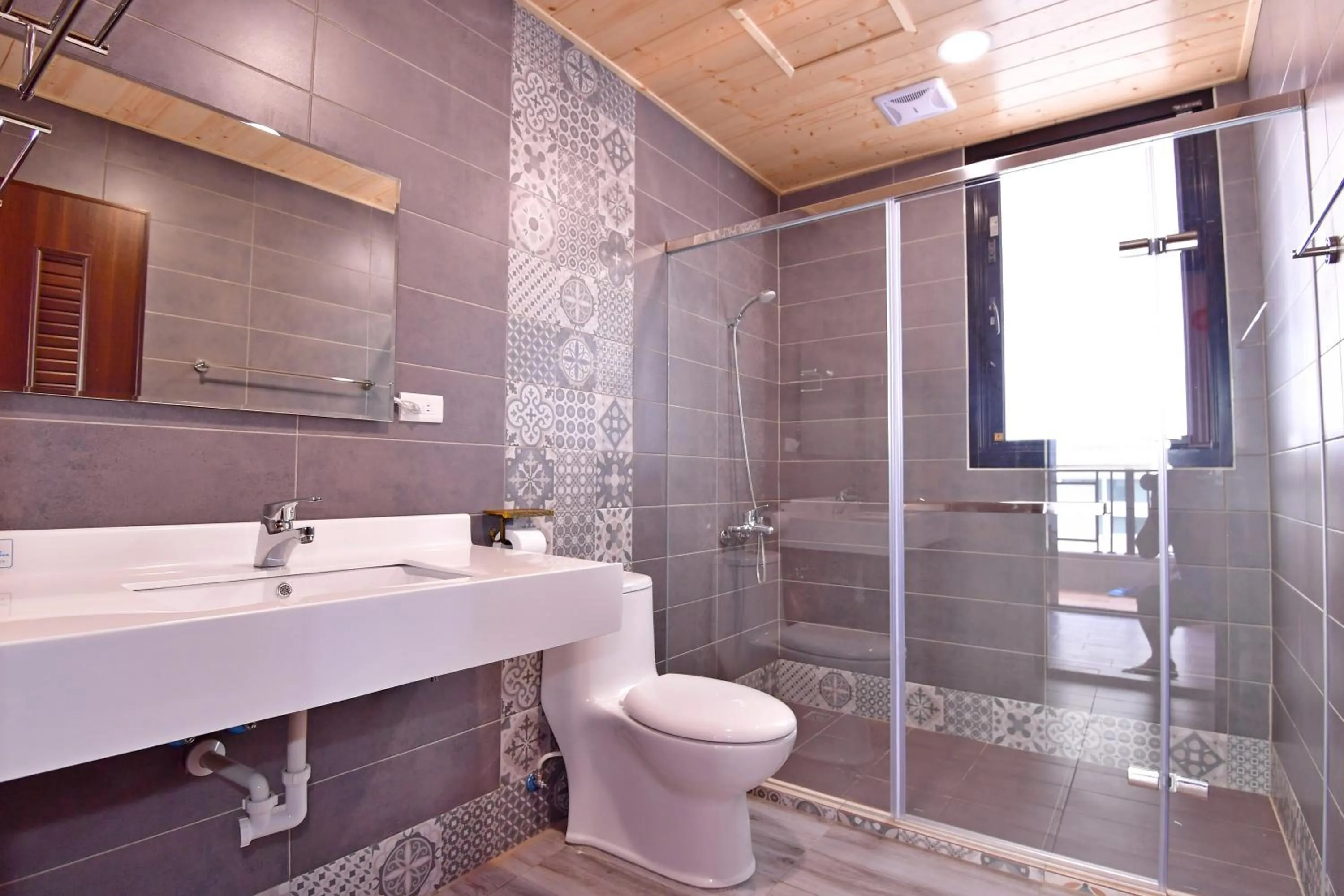 Bathroom in Seven beauties Homestay