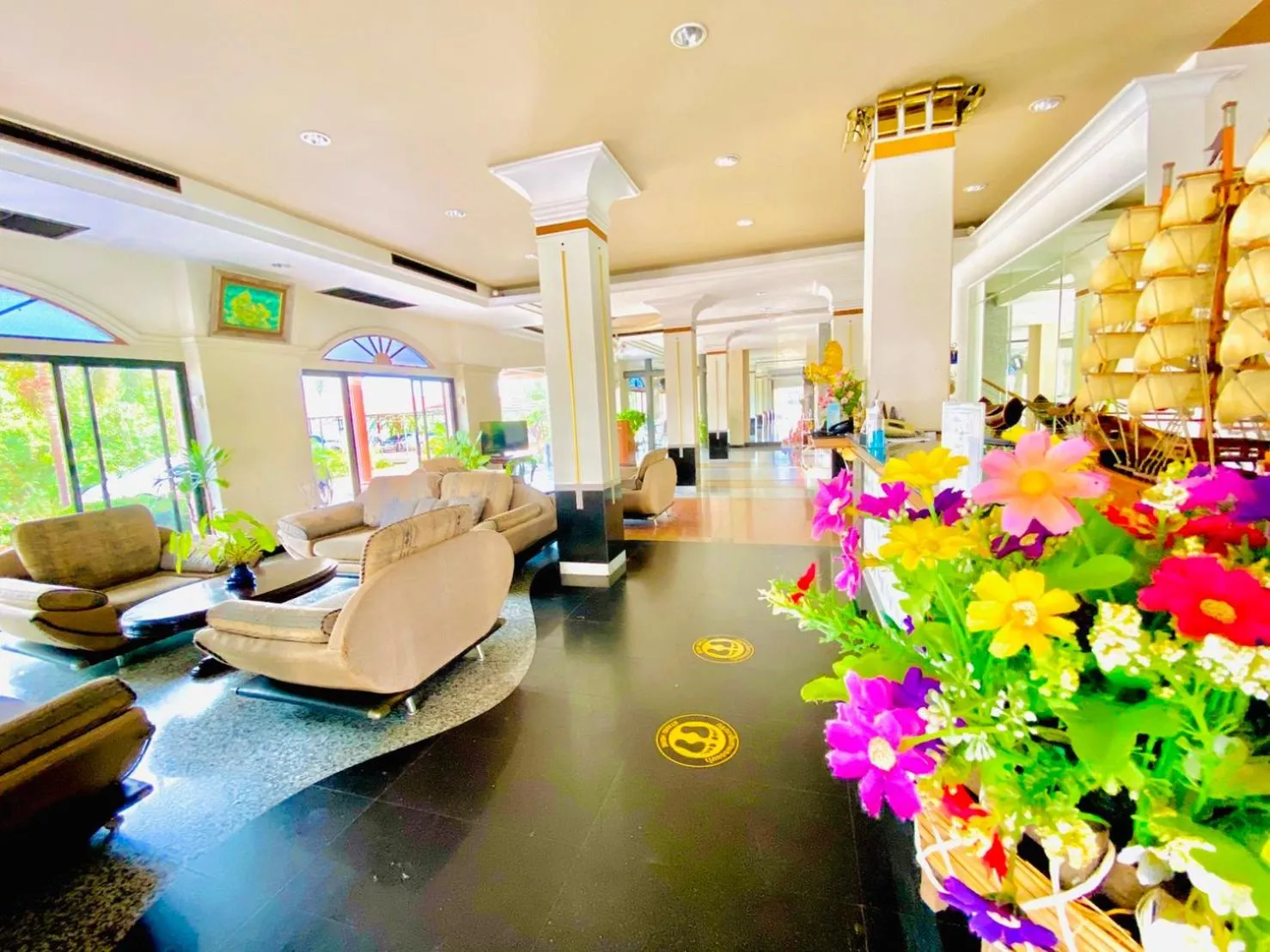 Lobby or reception in Crystal Hotel Krabi
