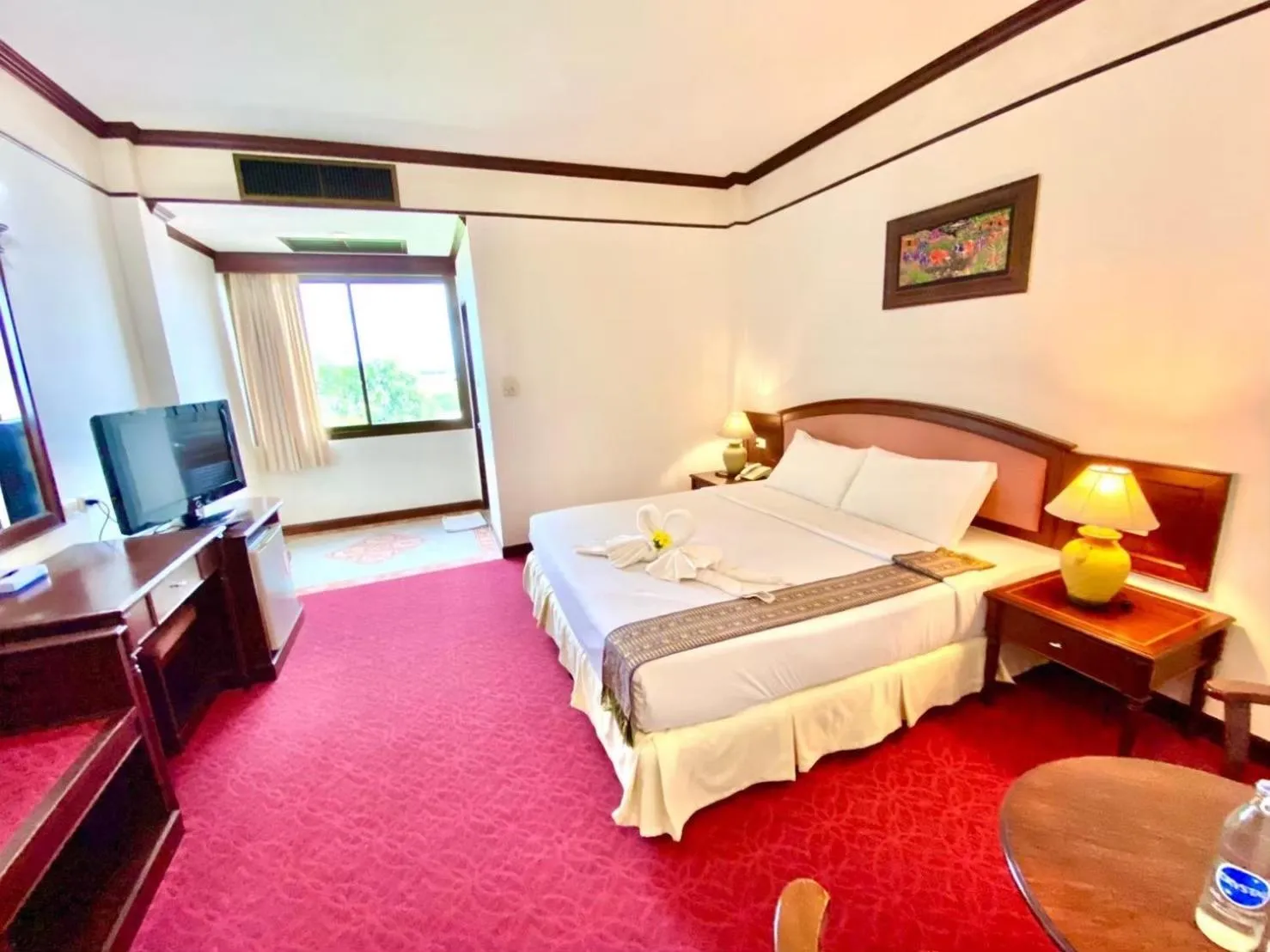 Bed in Crystal Hotel Krabi
