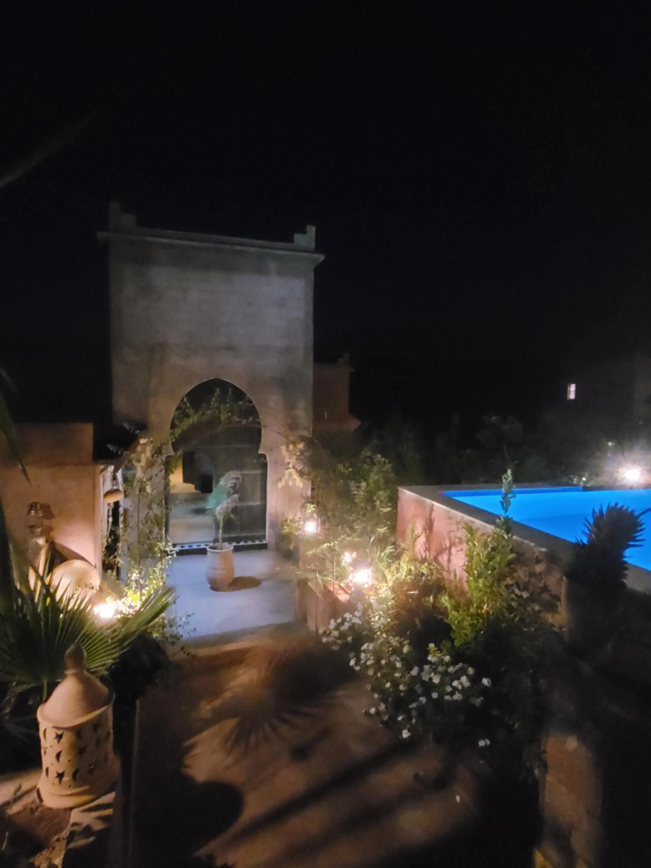 Swimming pool in Chambre d'hôtes aya