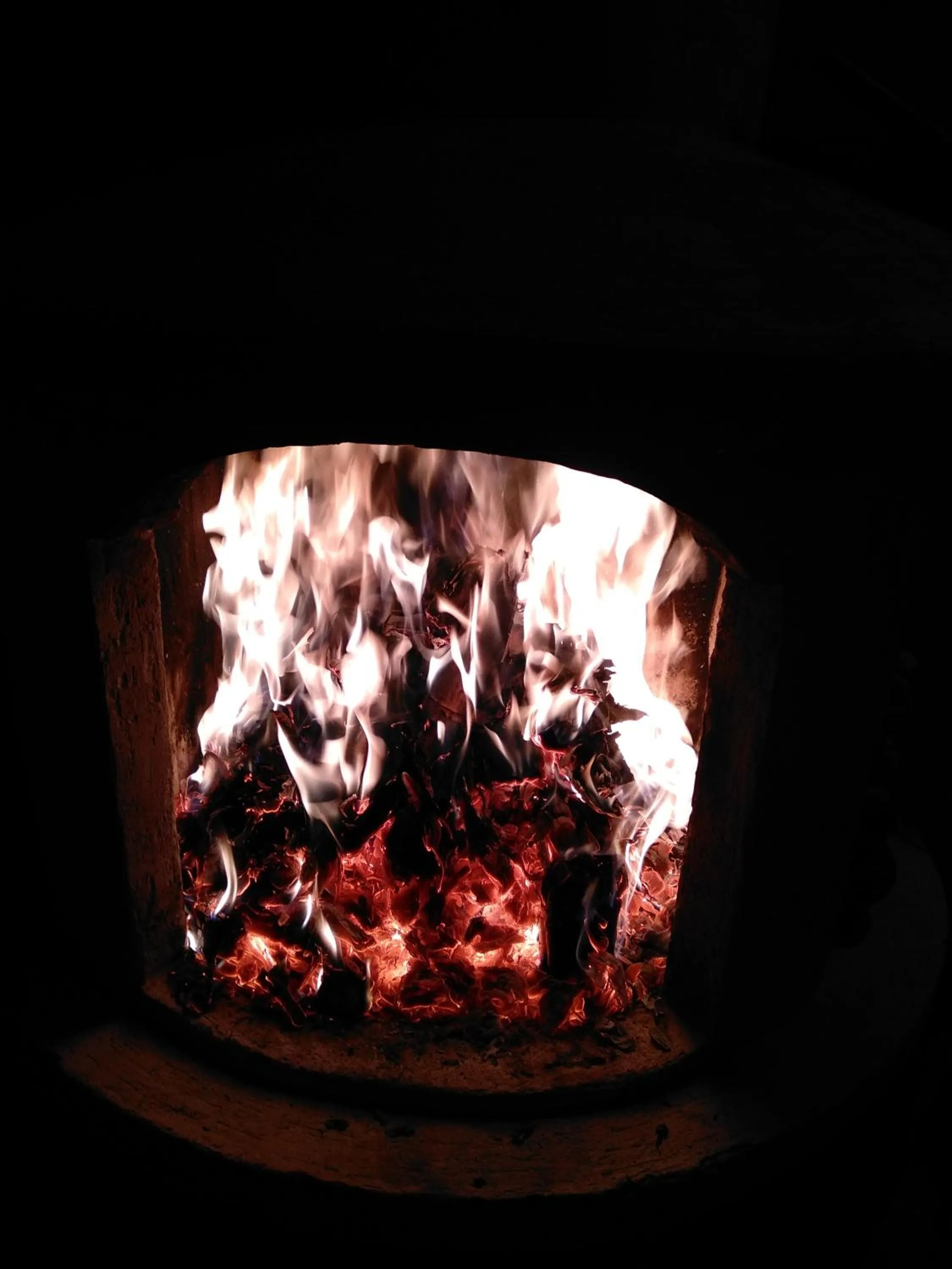 BBQ facilities in Chambre d'hôtes aya