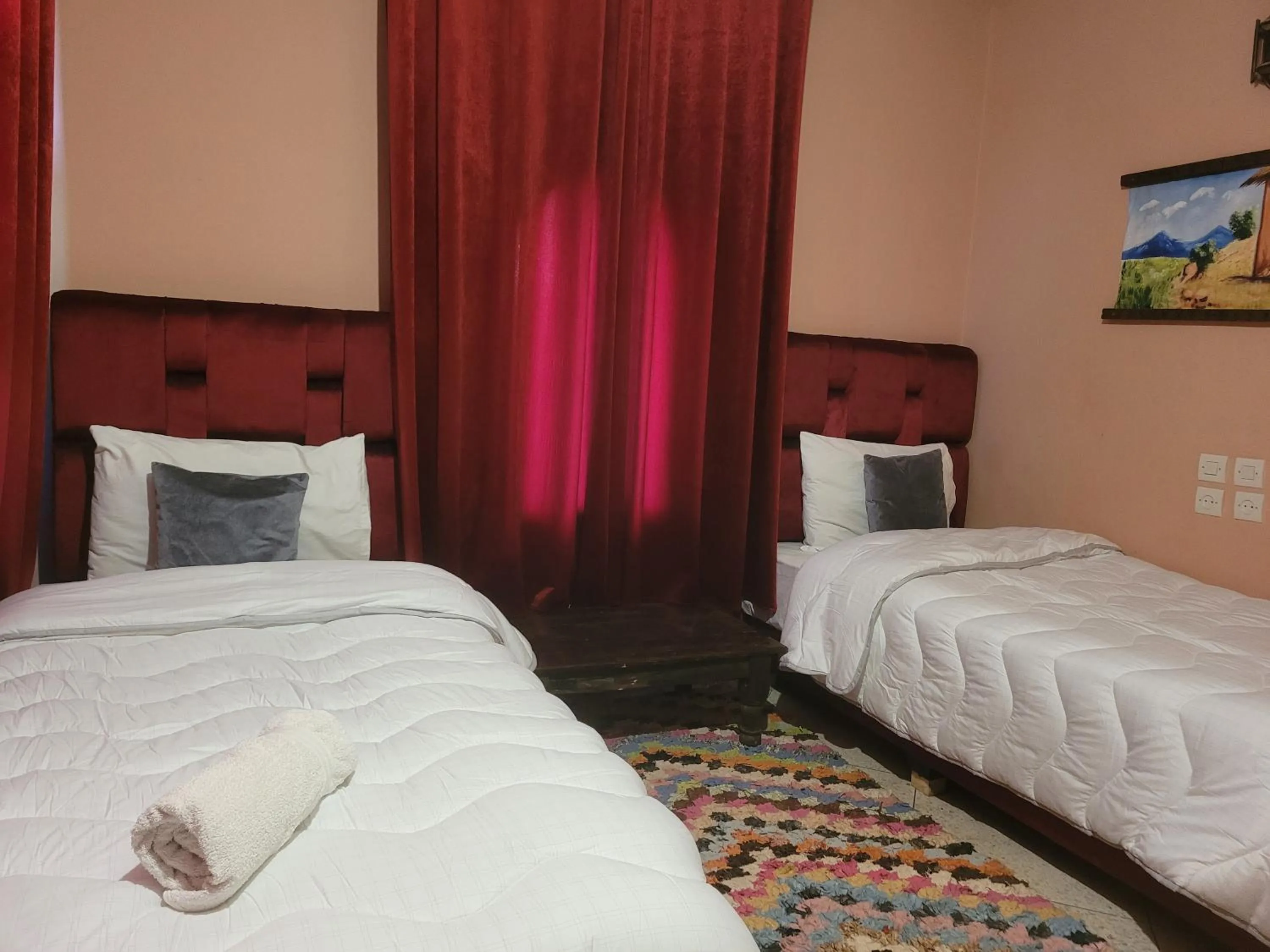 Photo of the whole room, Bed in Chambre d'hôtes aya