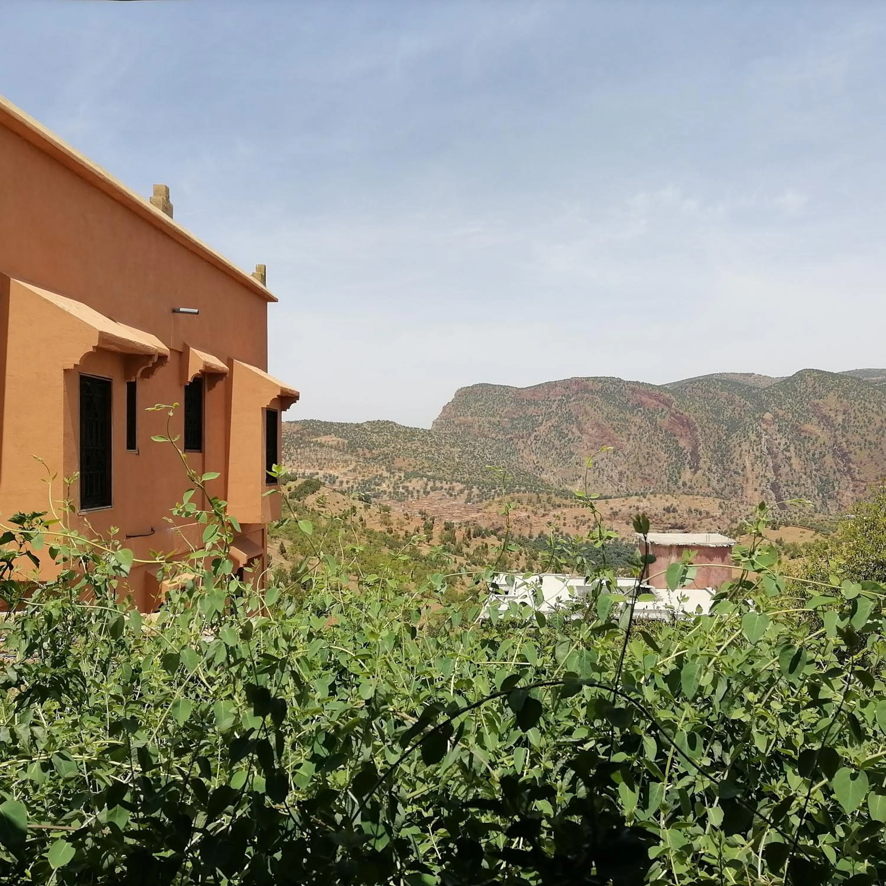 Mountain view in Chambre d'hôtes aya