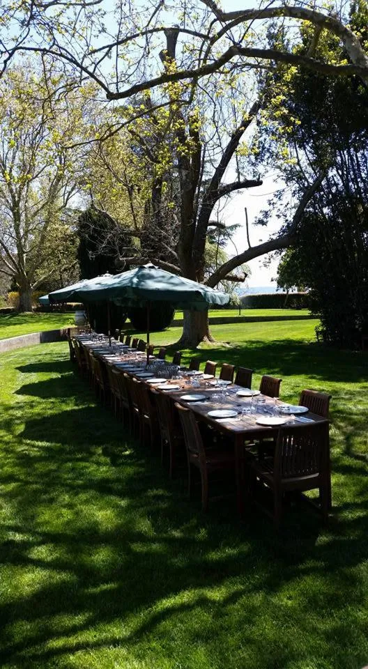 Restaurant/places to eat in Petersons Armidale Winery and Guesthouse