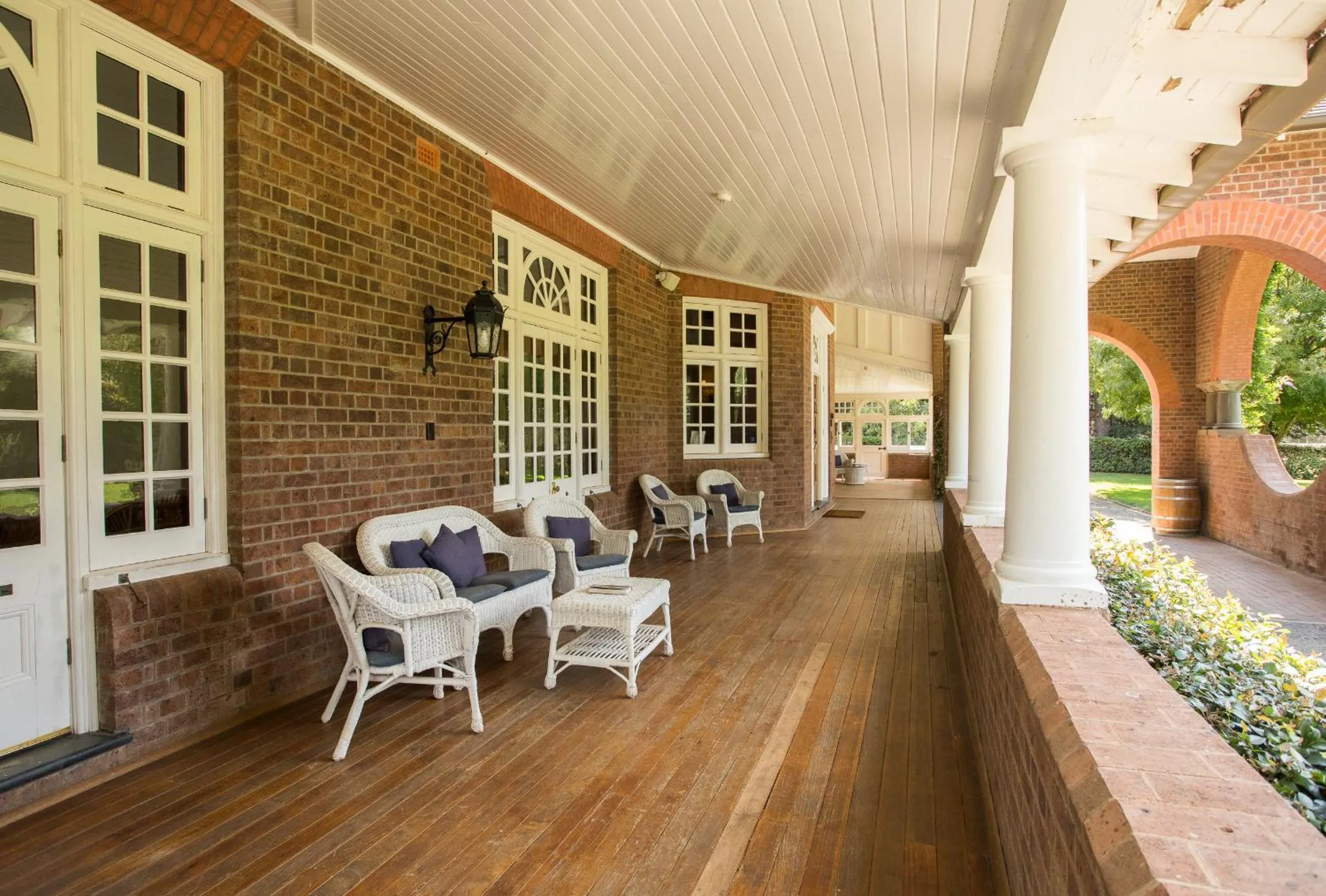Facade/entrance in Petersons Armidale Winery and Guesthouse