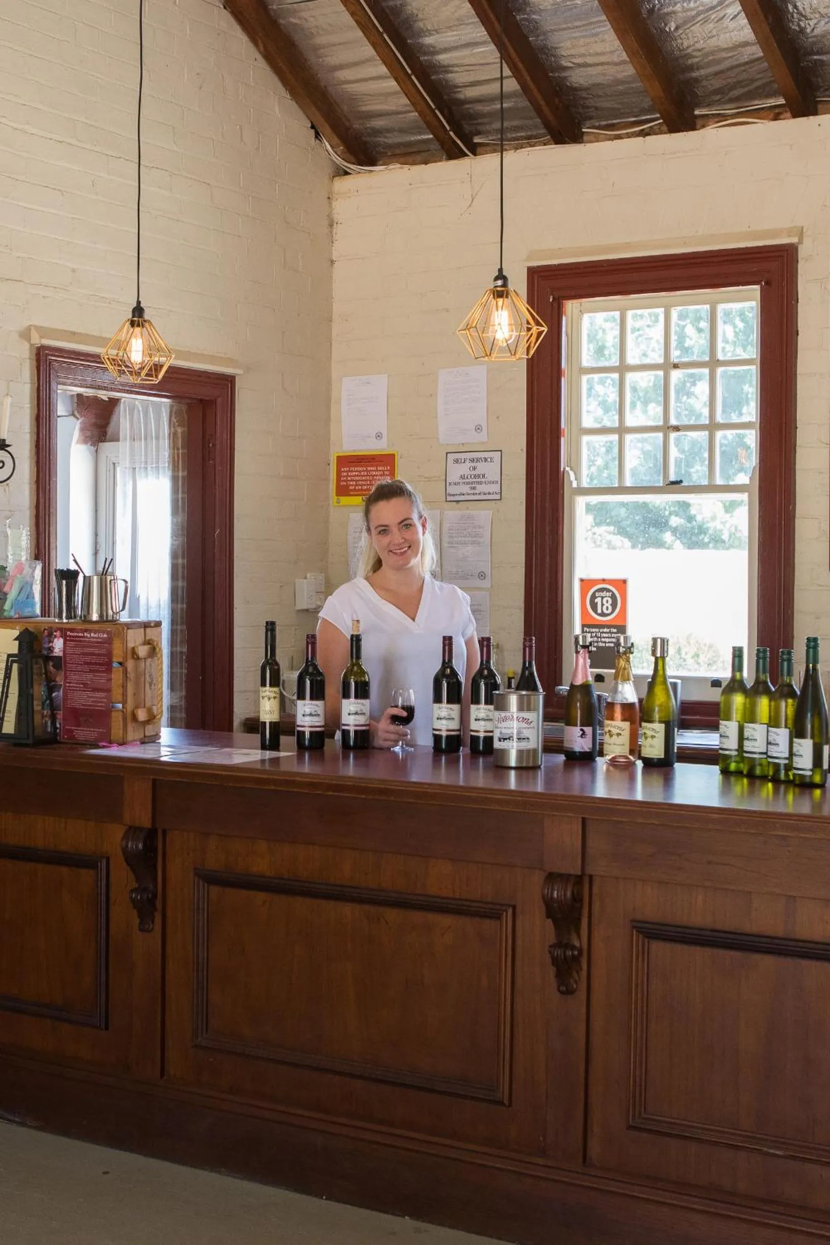 Petersons Armidale Winery and Guesthouse
