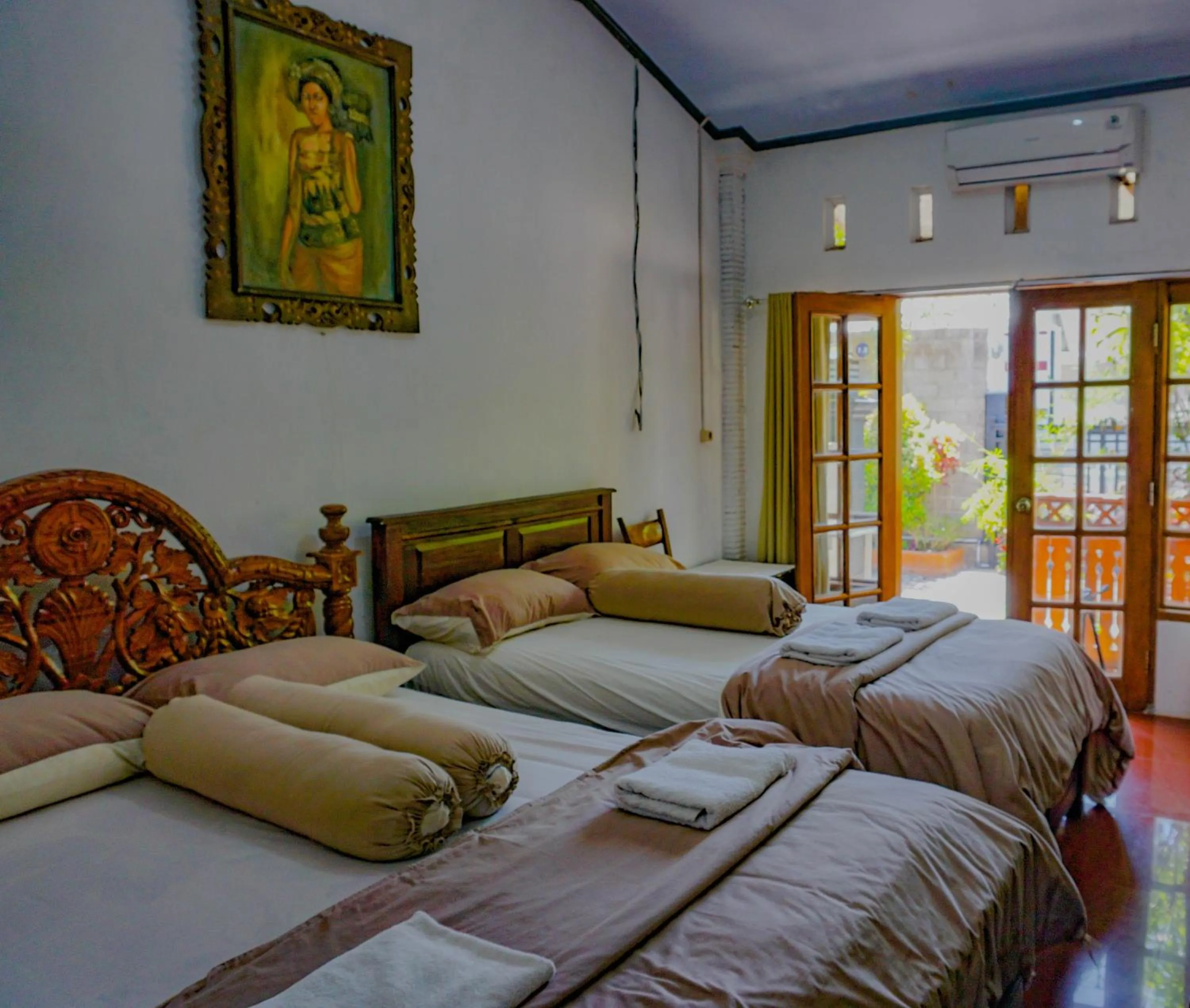 Bedroom, Bed in Wisma Pulau Merah