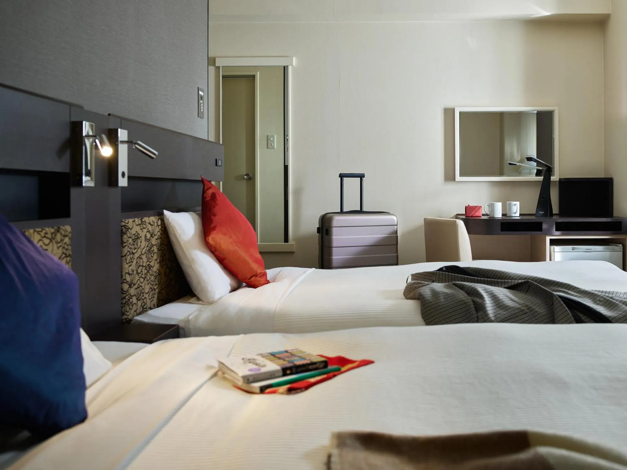 Photo of the whole room in Mitsui Garden Hotel Osaka Yodoyabashi