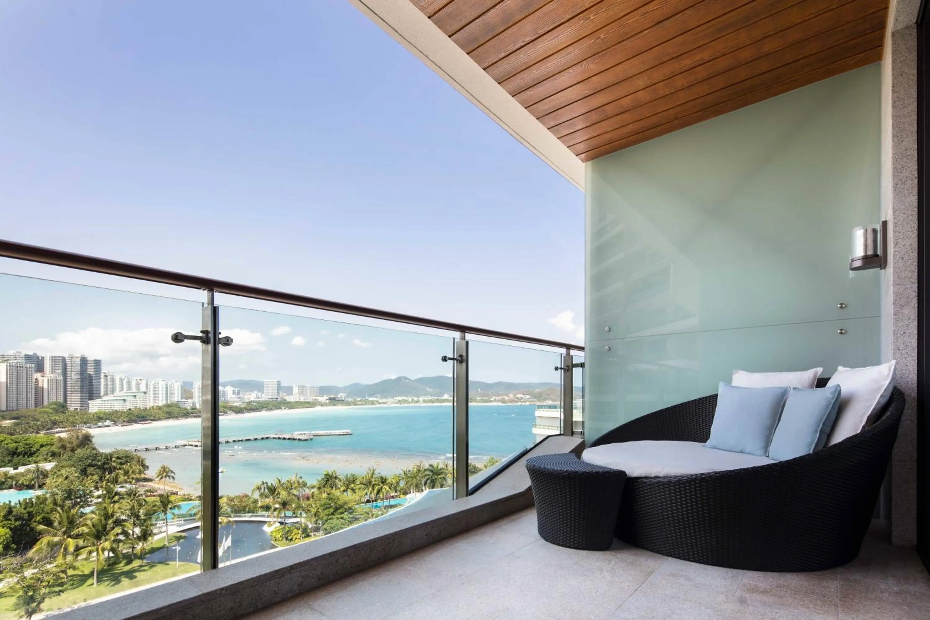 Photo of the whole room in JW Marriott Hotel Sanya Dadonghai Bay