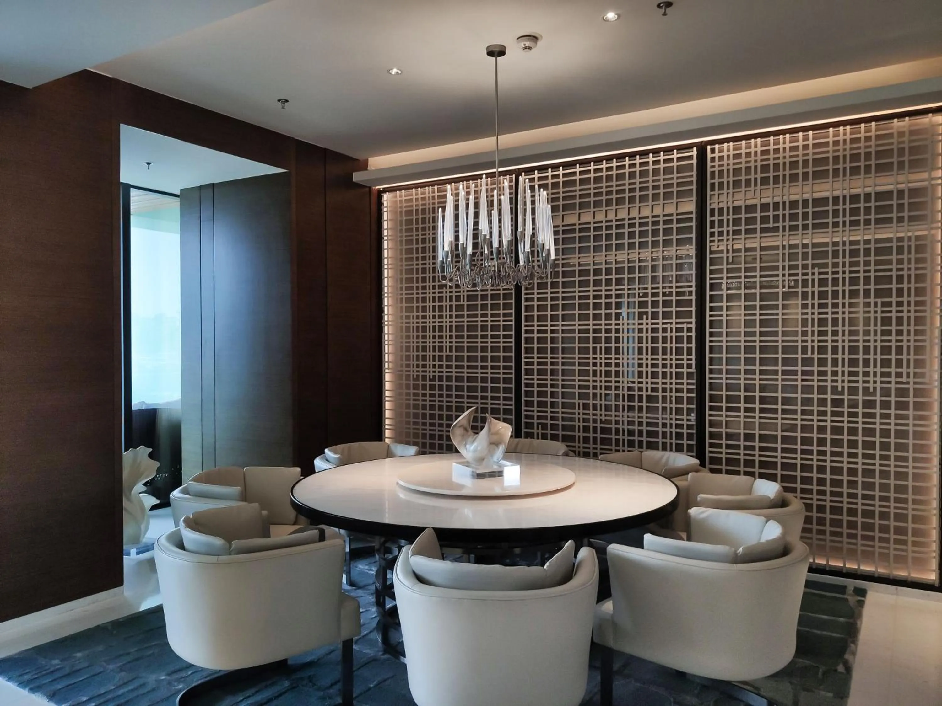 Dining area in JW Marriott Hotel Sanya Dadonghai Bay