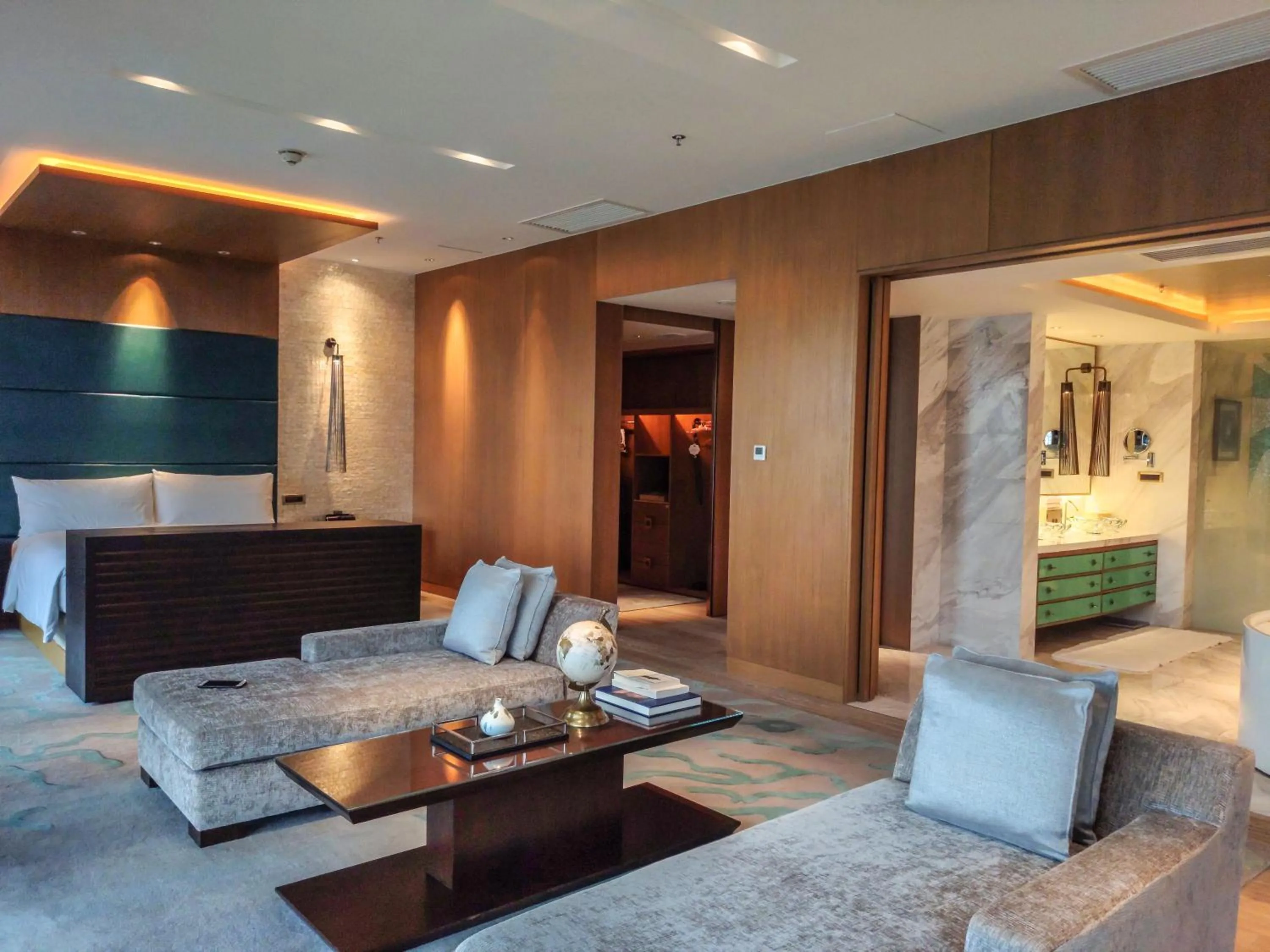 Living room in JW Marriott Hotel Sanya Dadonghai Bay