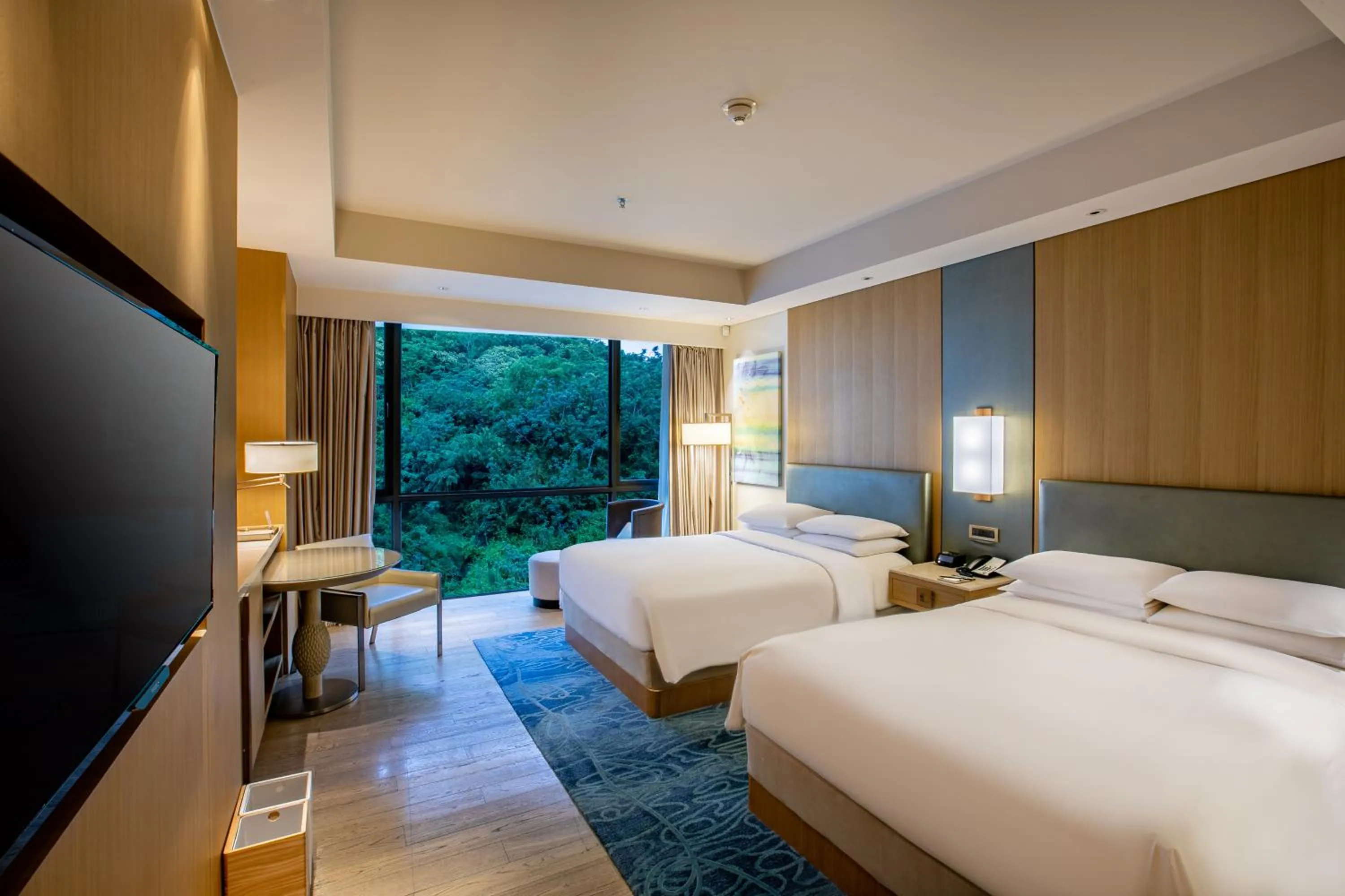 Photo of the whole room, Bed in JW Marriott Hotel Sanya Dadonghai Bay