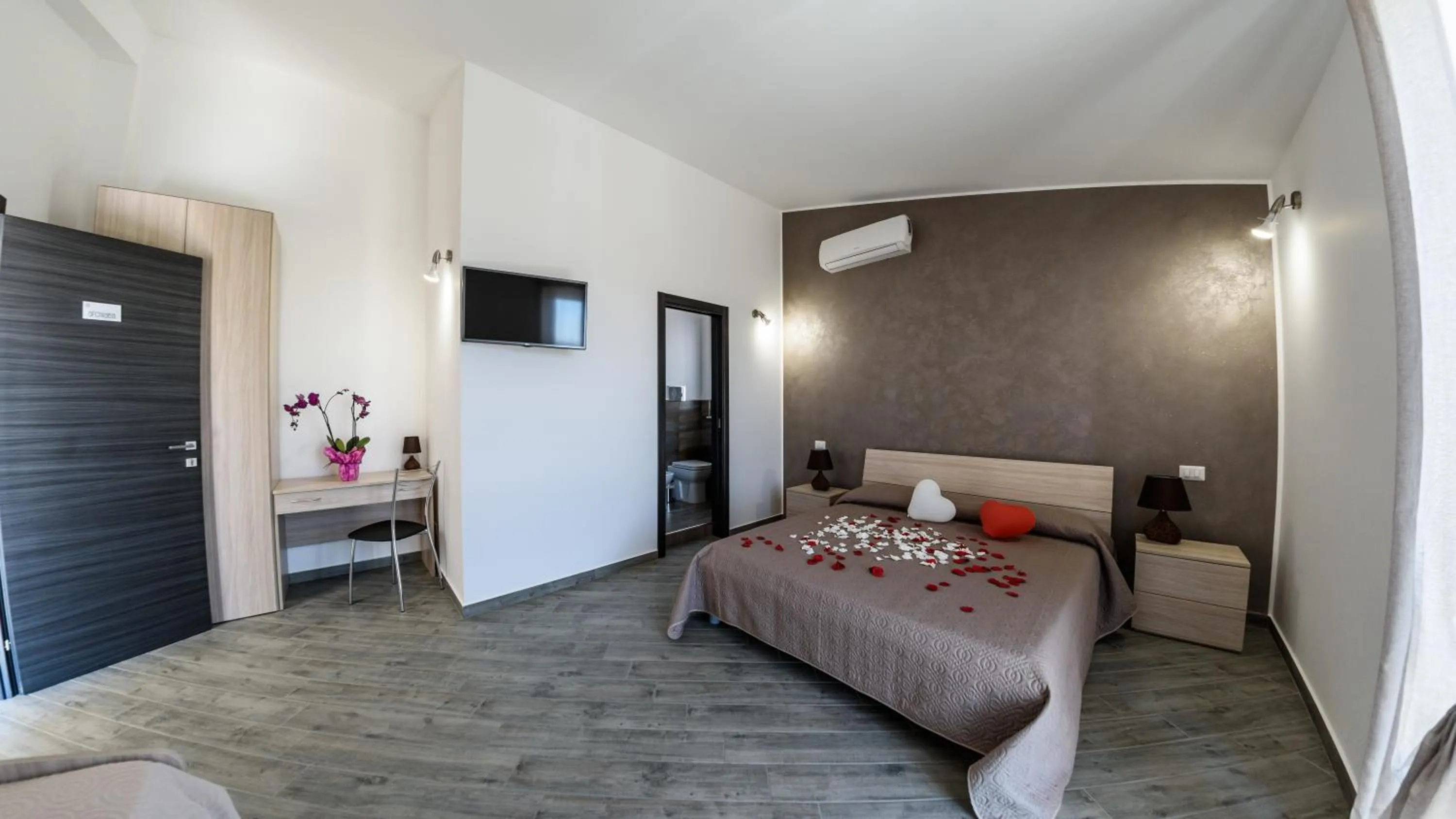 Bed in B&B Villa Fiorita