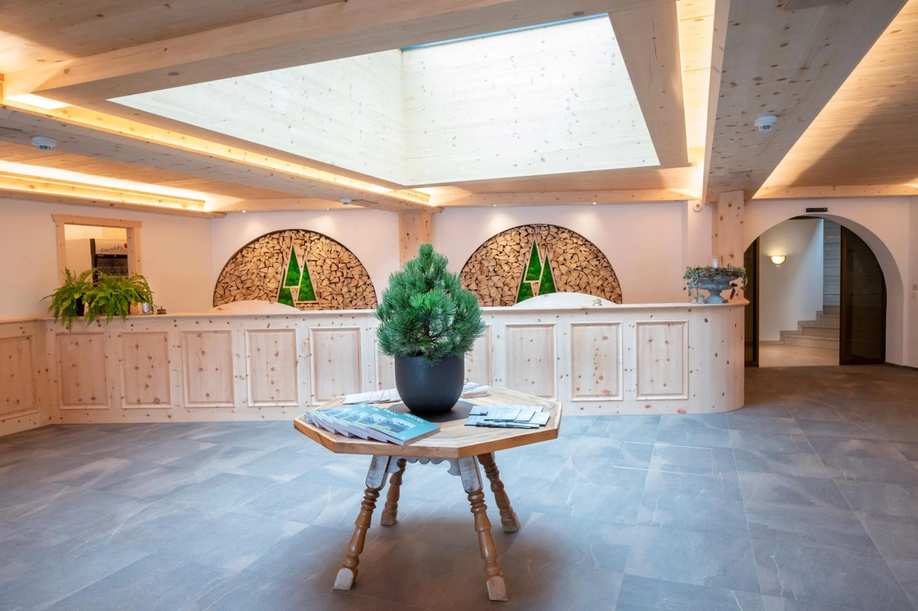 Lobby or reception in Waldhotel Doldenhorn