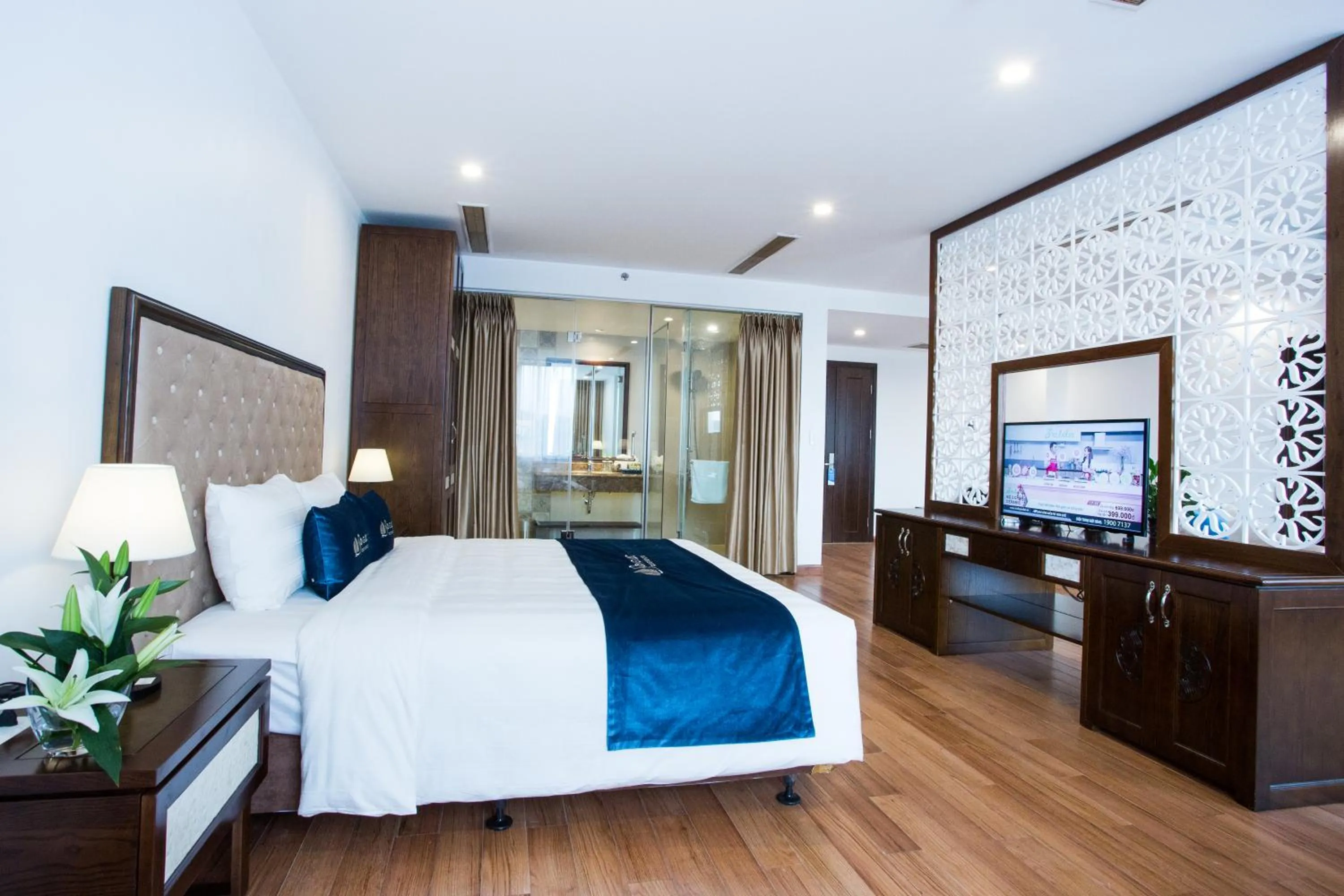 TV and multimedia, Bed in Song Loc Luxury Hotel