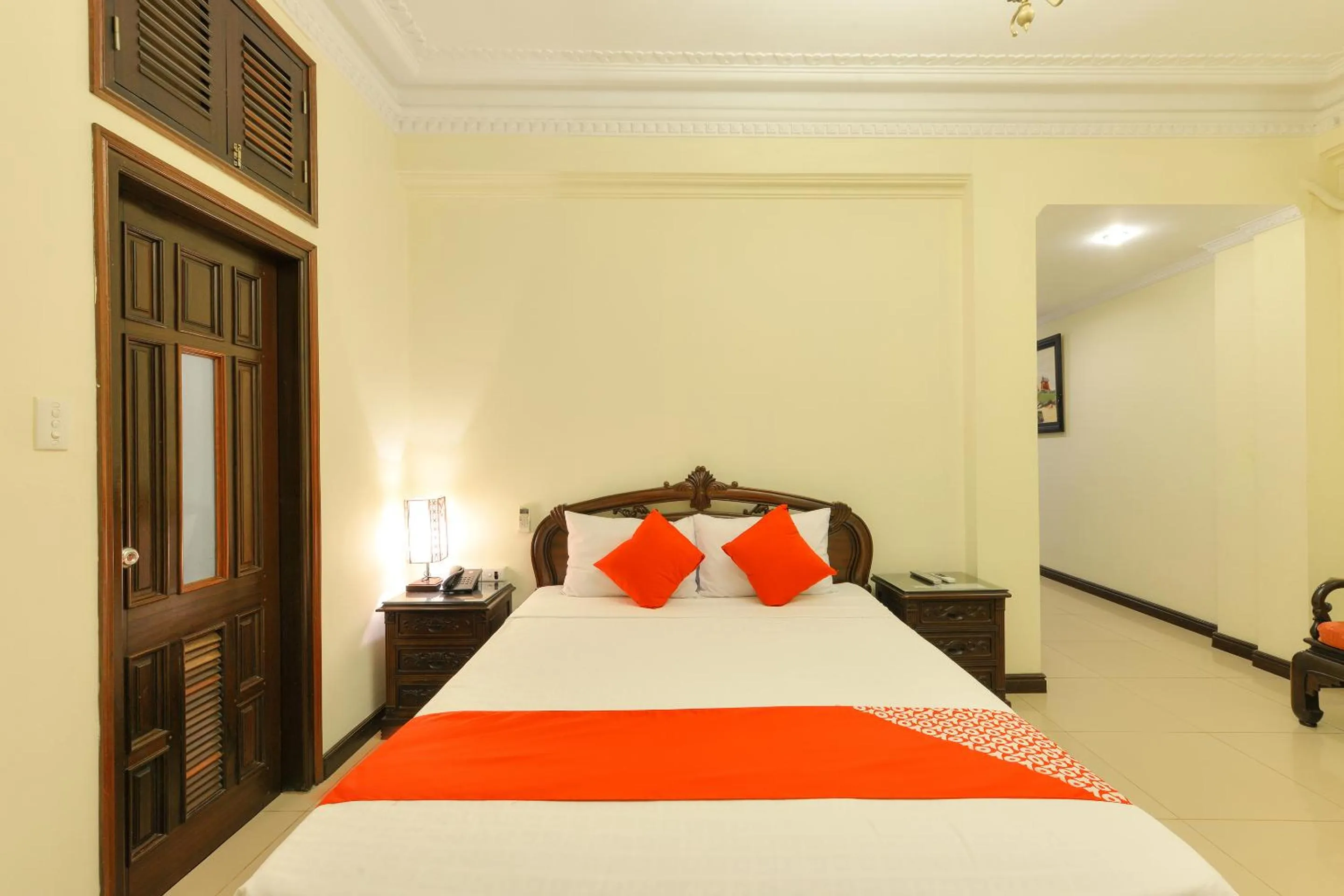 Bedroom, Bed in Lucky 2 Hotel & Travel