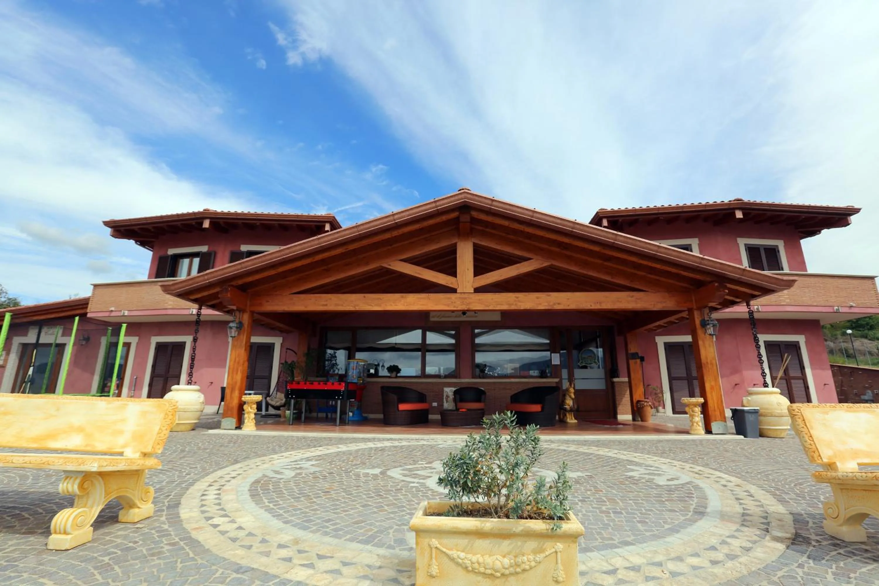 Facade/entrance in Agriturismo ciociaro " il colle " HOTEL RISTORANTE