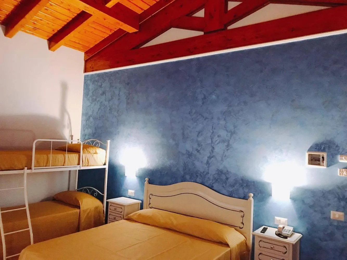 Bed in Agriturismo ciociaro " il colle " HOTEL RISTORANTE