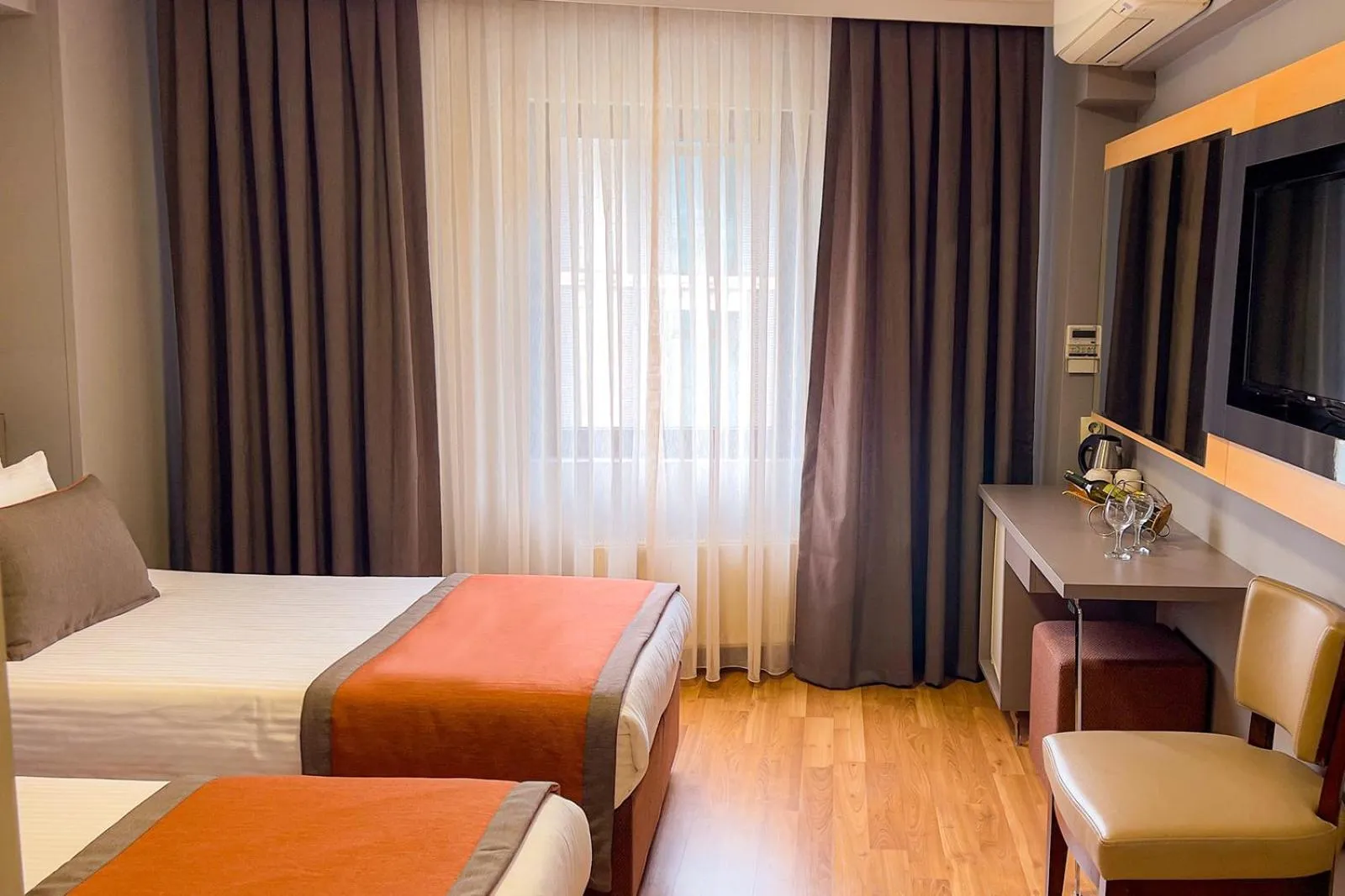 Bedroom, Bed in Benler Otel Laleli ISTanbul