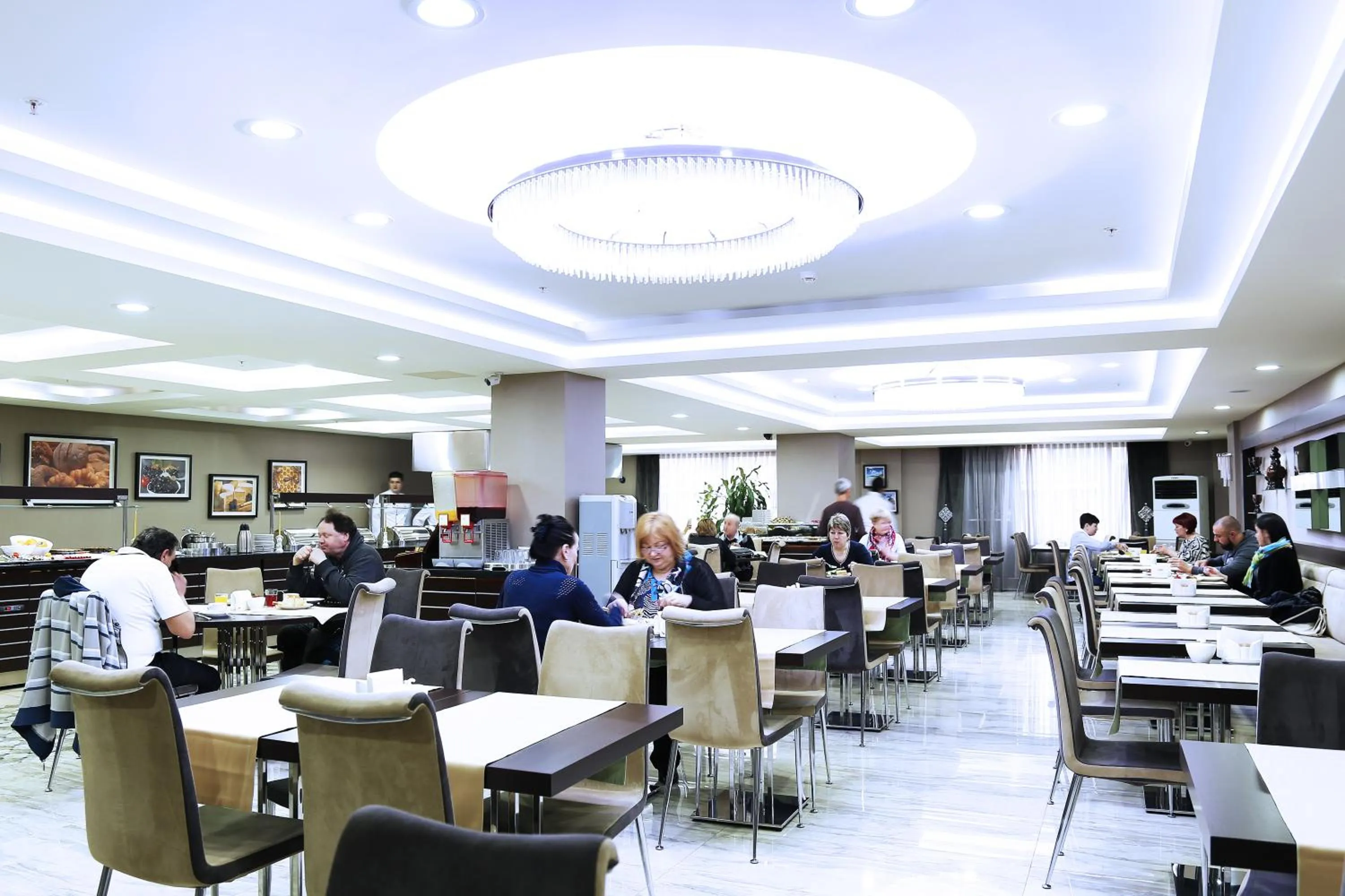 Restaurant/places to eat in Benler Otel Laleli ISTanbul