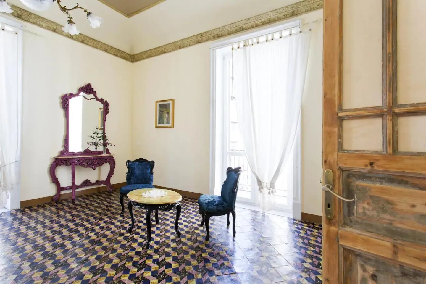 Seating area in Artisan Maison Palermo