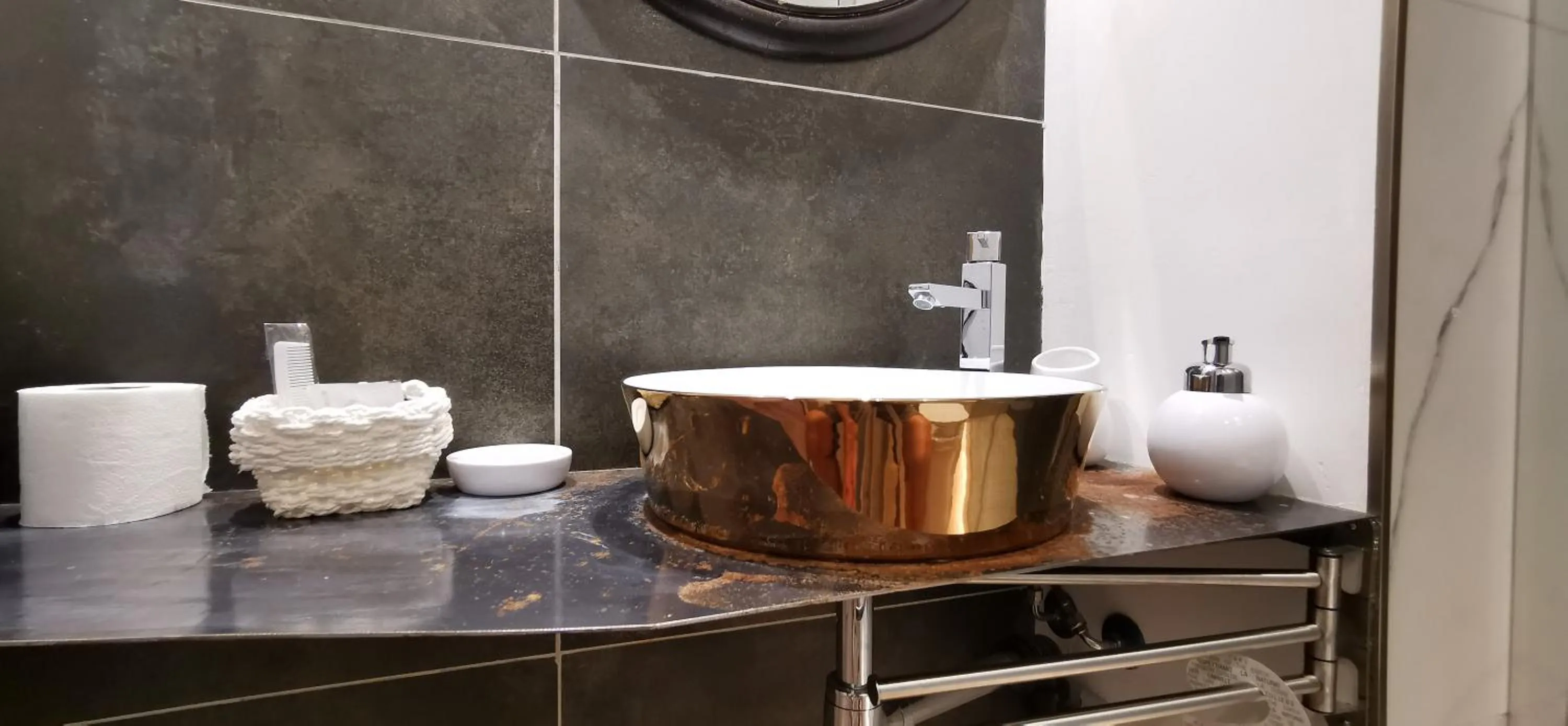 Bathroom in Artisan Maison Palermo