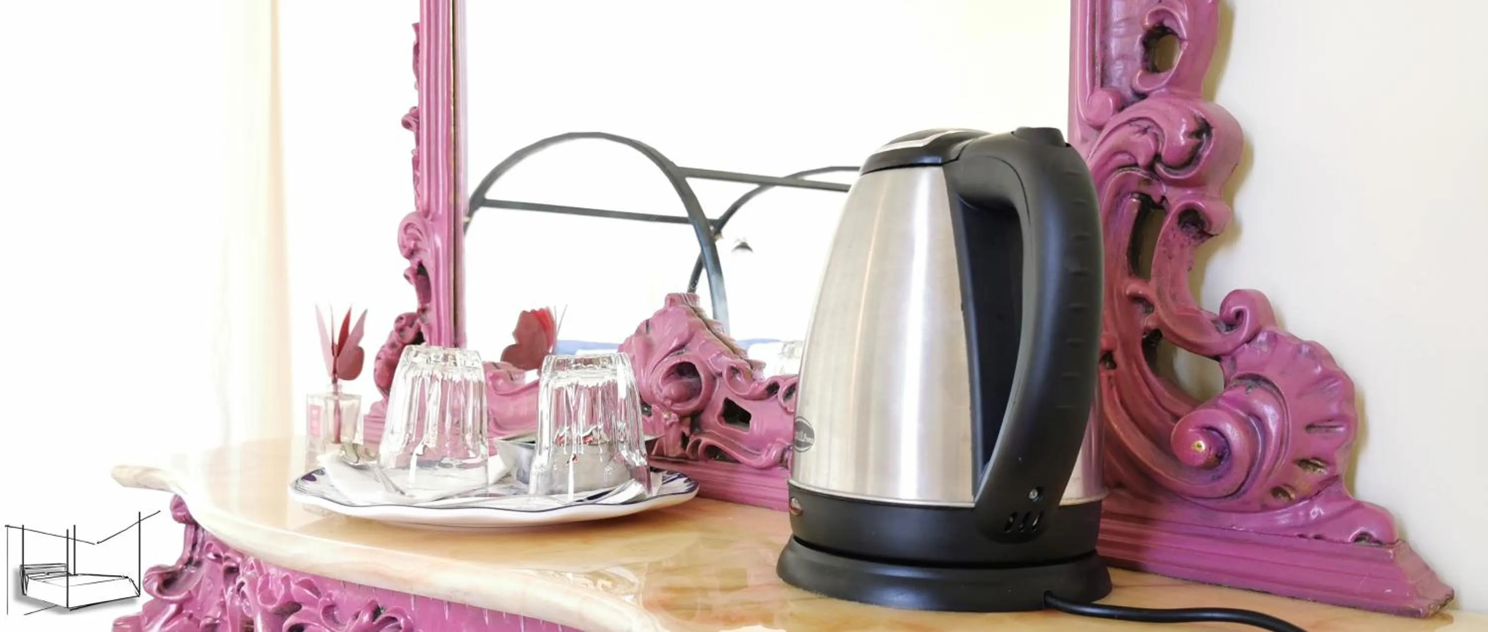 Coffee/tea facilities in Artisan Maison Palermo