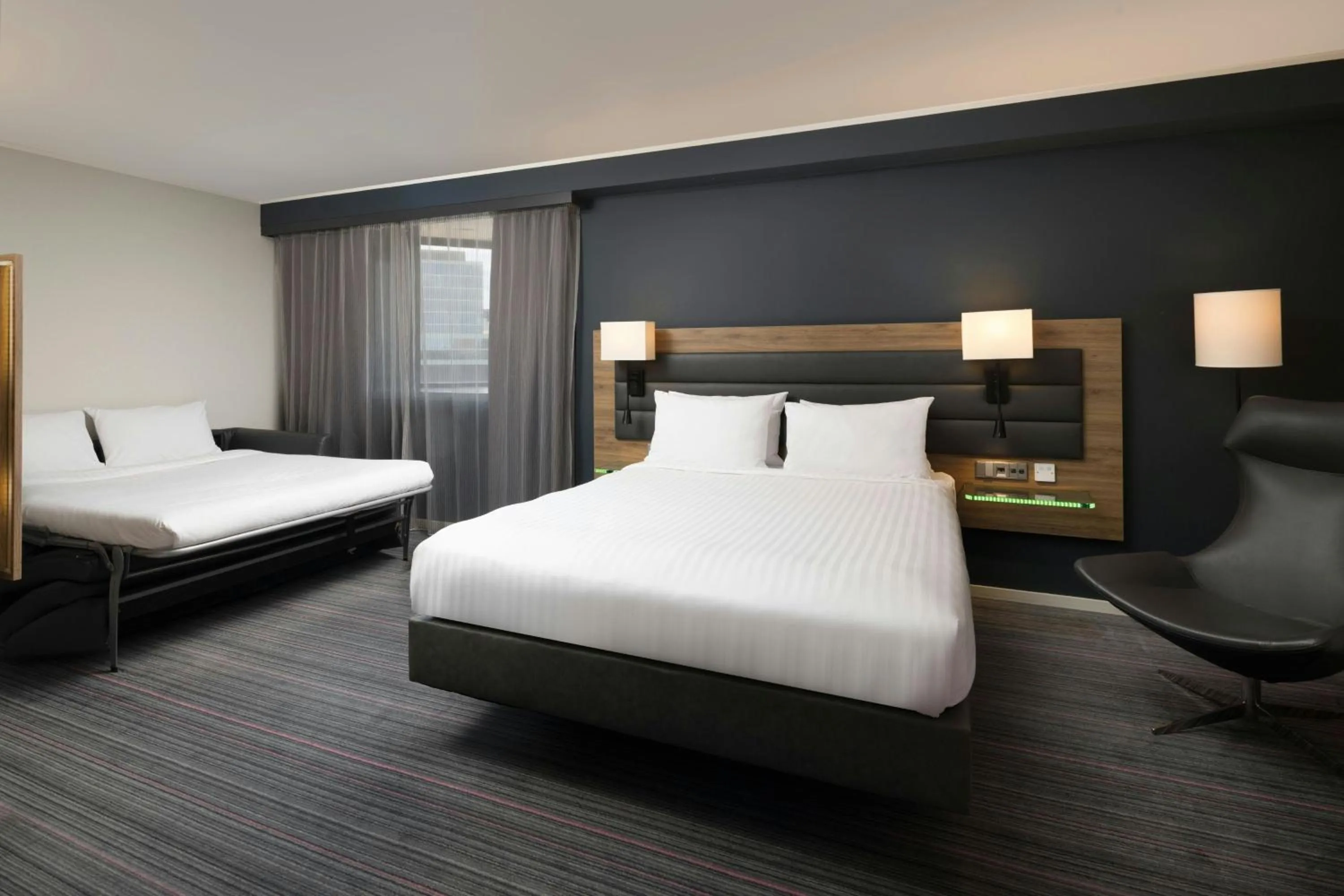Photo of the whole room, Bed in Moxy London Stratford