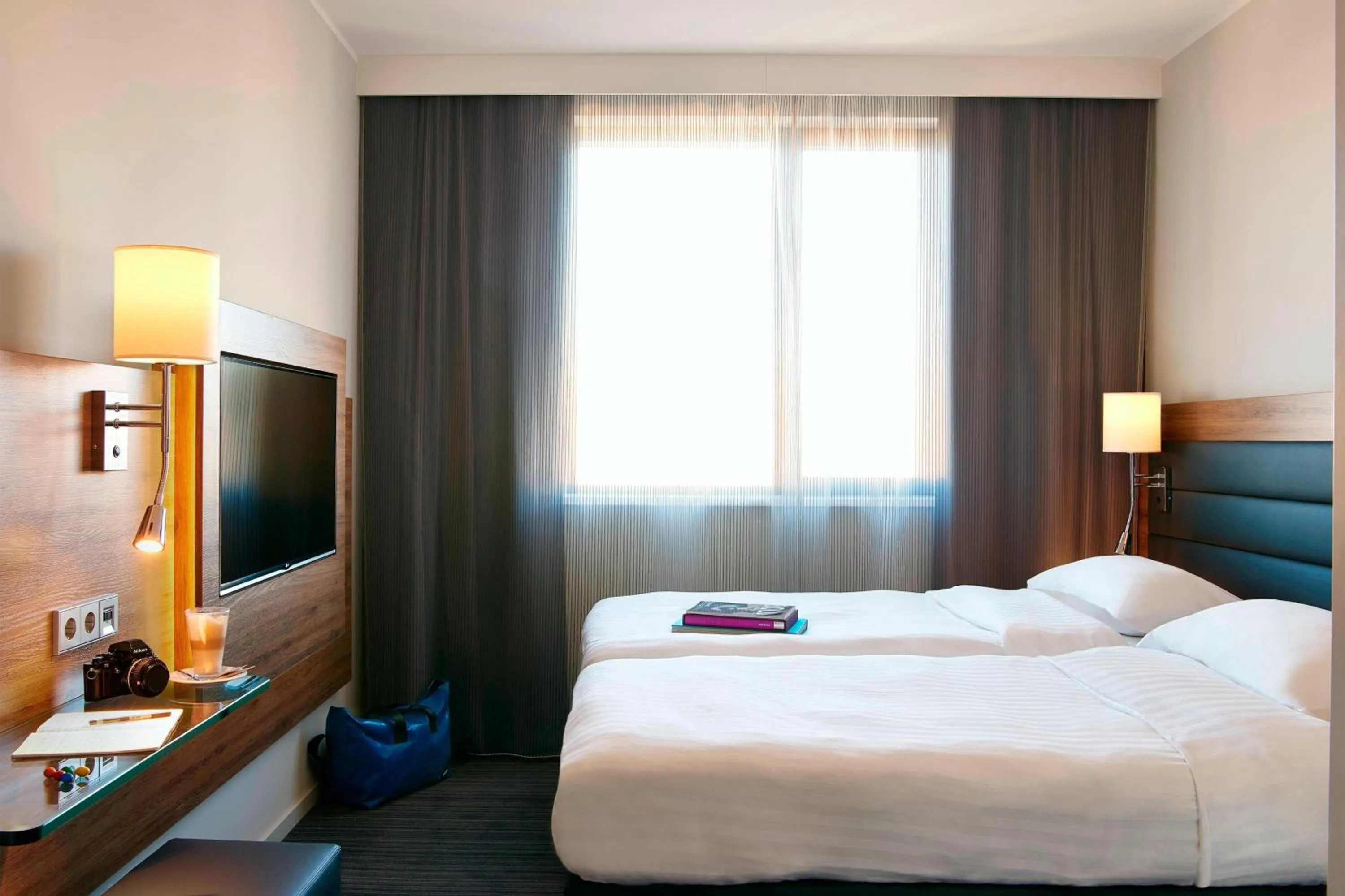 Photo of the whole room, Bed in Moxy London Stratford