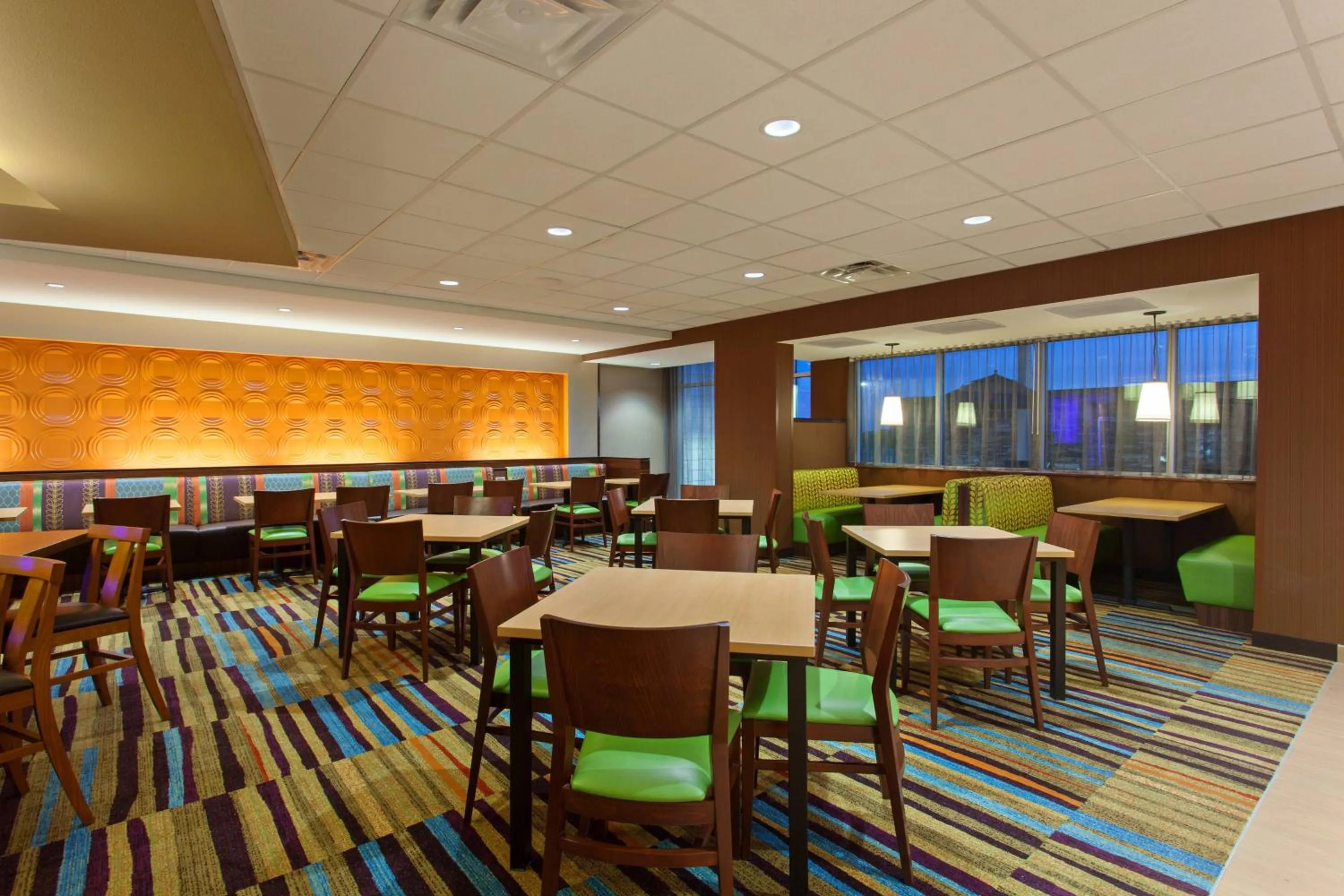 Restaurant/places to eat in Fairfield Inn & Suites by Marriott Tucumcari