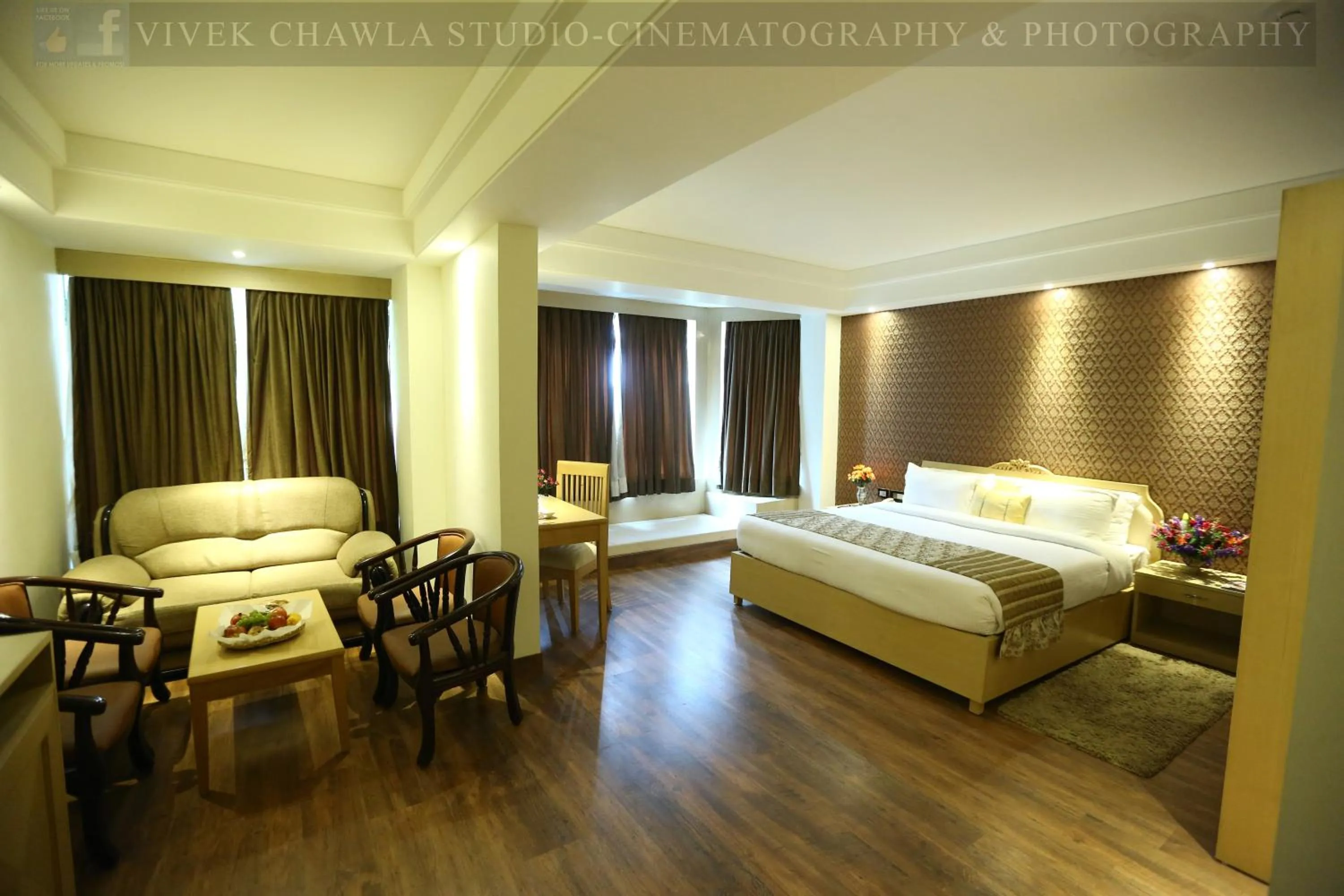 Bedroom in Dee Marks Airport Hotel & Resorts