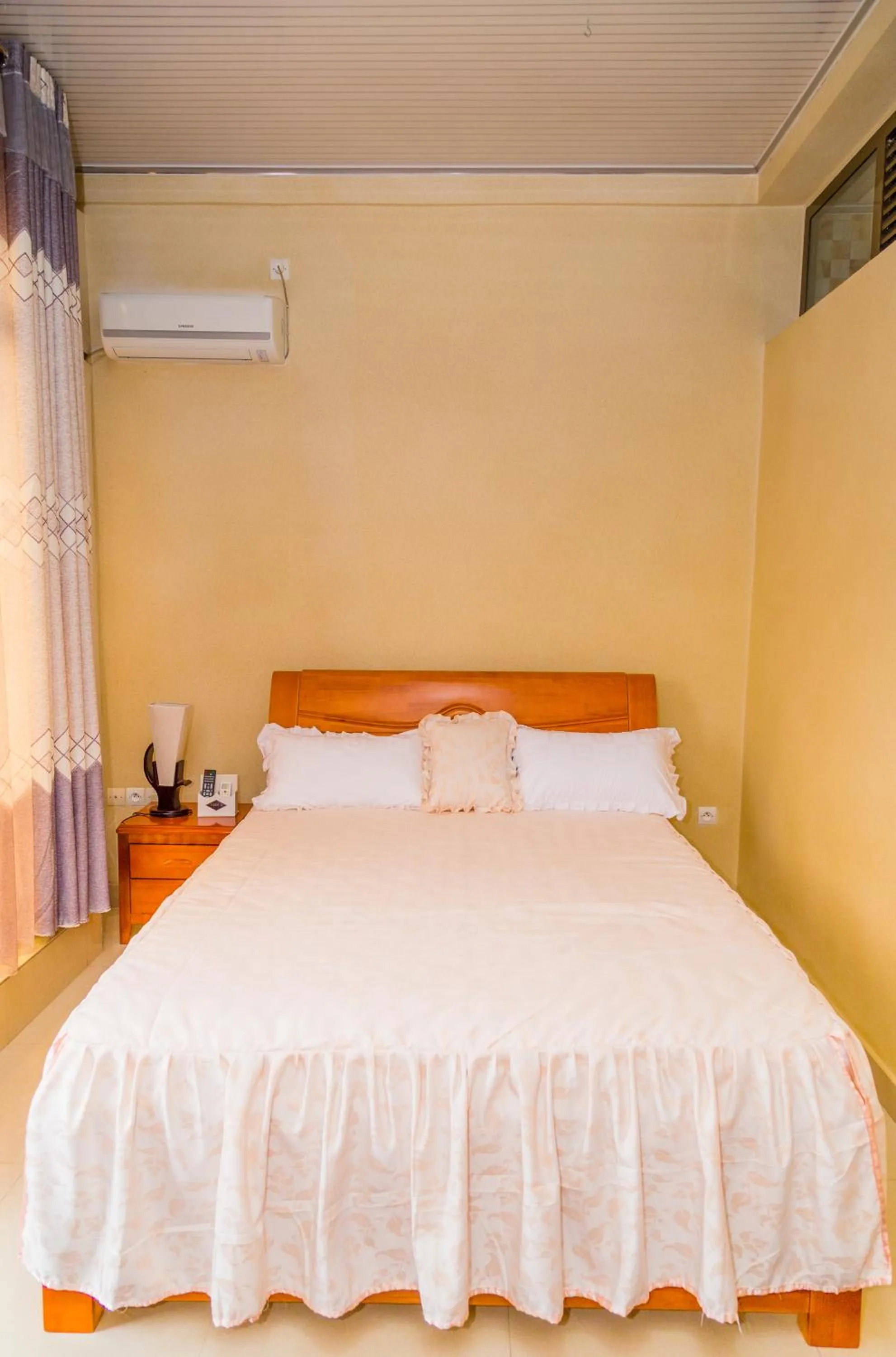 Property building, Bed in Tigers's apartment Hotel