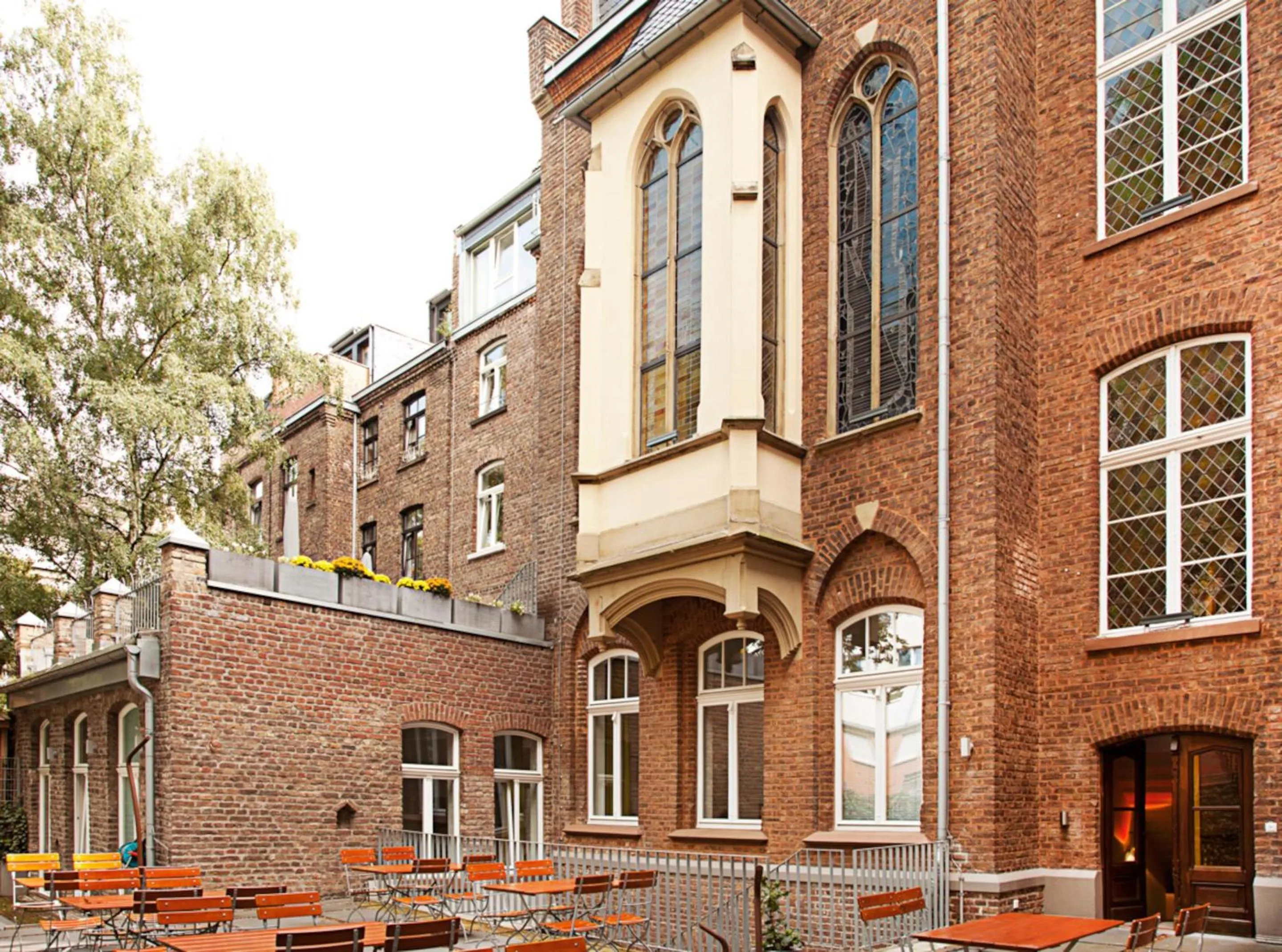 Property building in HOPPER Hotel St. Josef