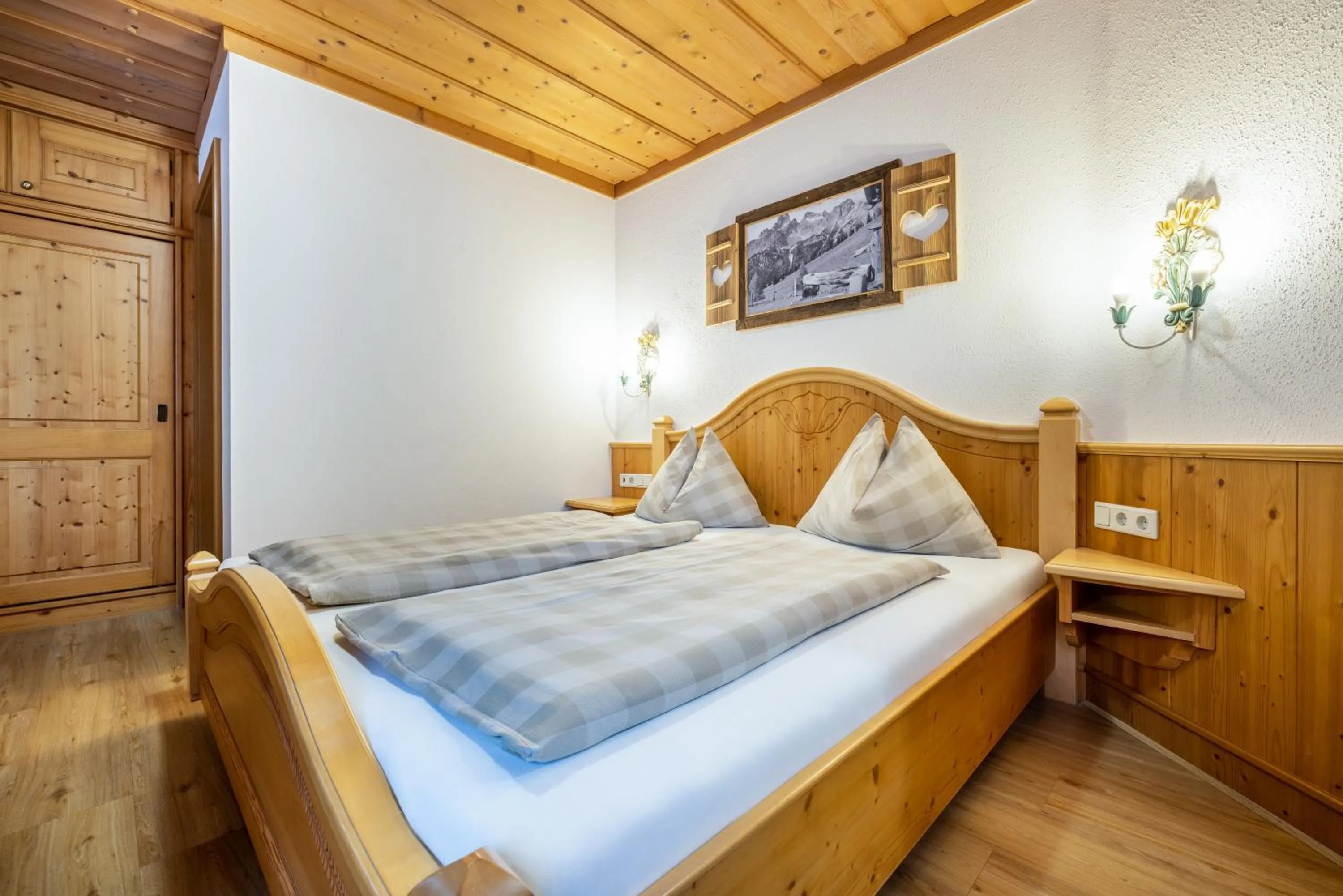 Bedroom, Bed in Das Geierberg