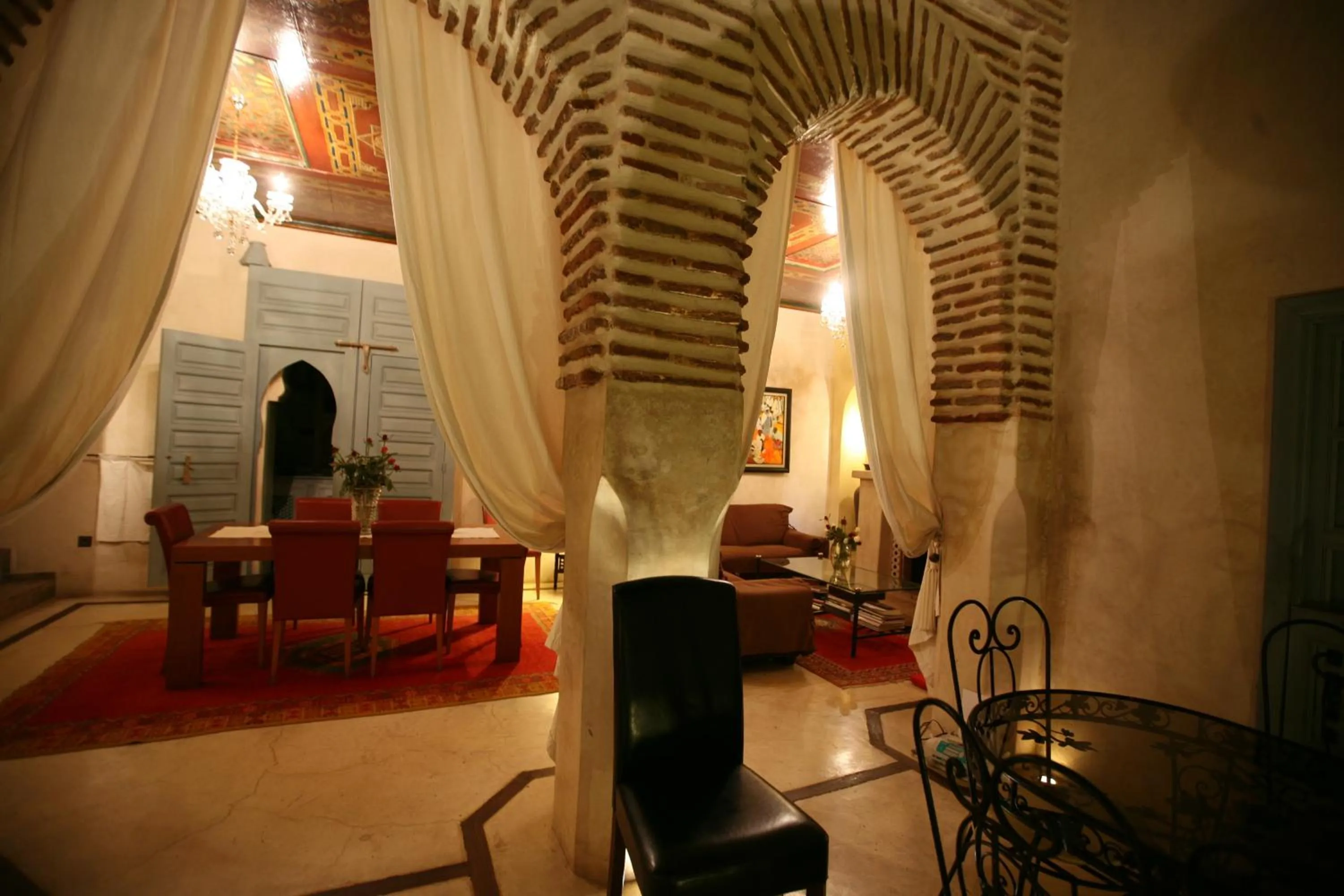 Restaurant/places to eat in Riad et Spa Misria Les Orangers