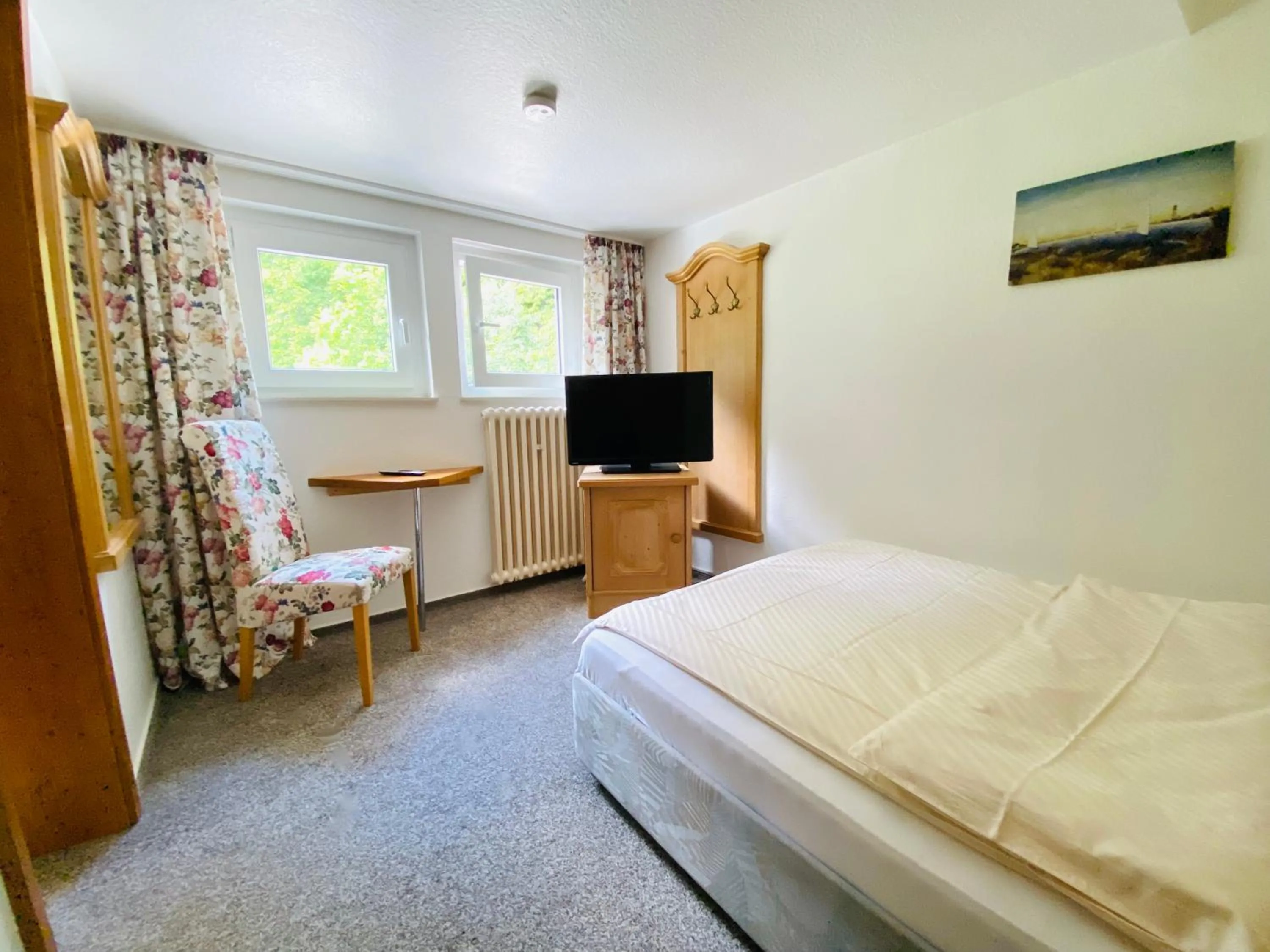 Photo of the whole room, Bed in Landhotel Edersee