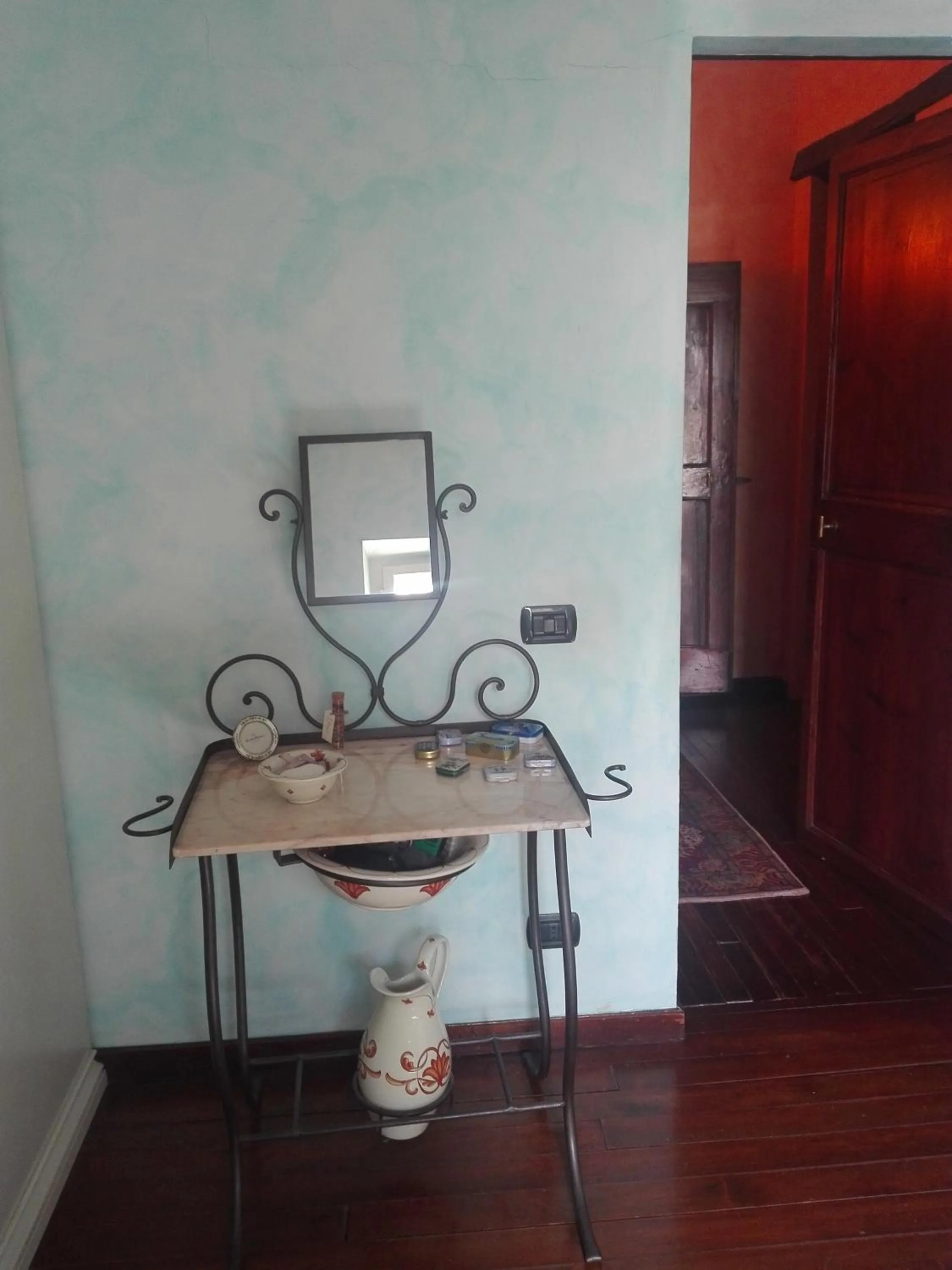 Decorative detail in B&B da Michela