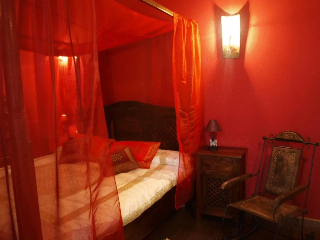 Photo of the whole room, Bed in El Señorio De La Serrezuela