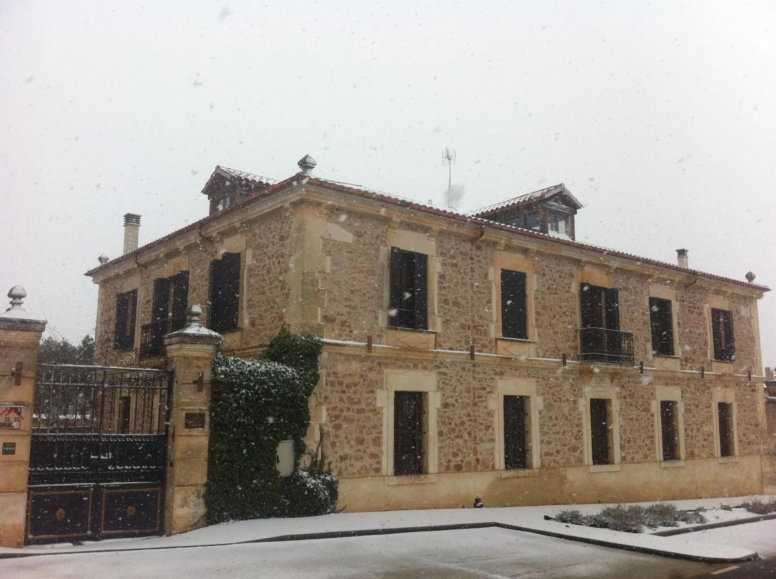 Property building in El Señorio De La Serrezuela