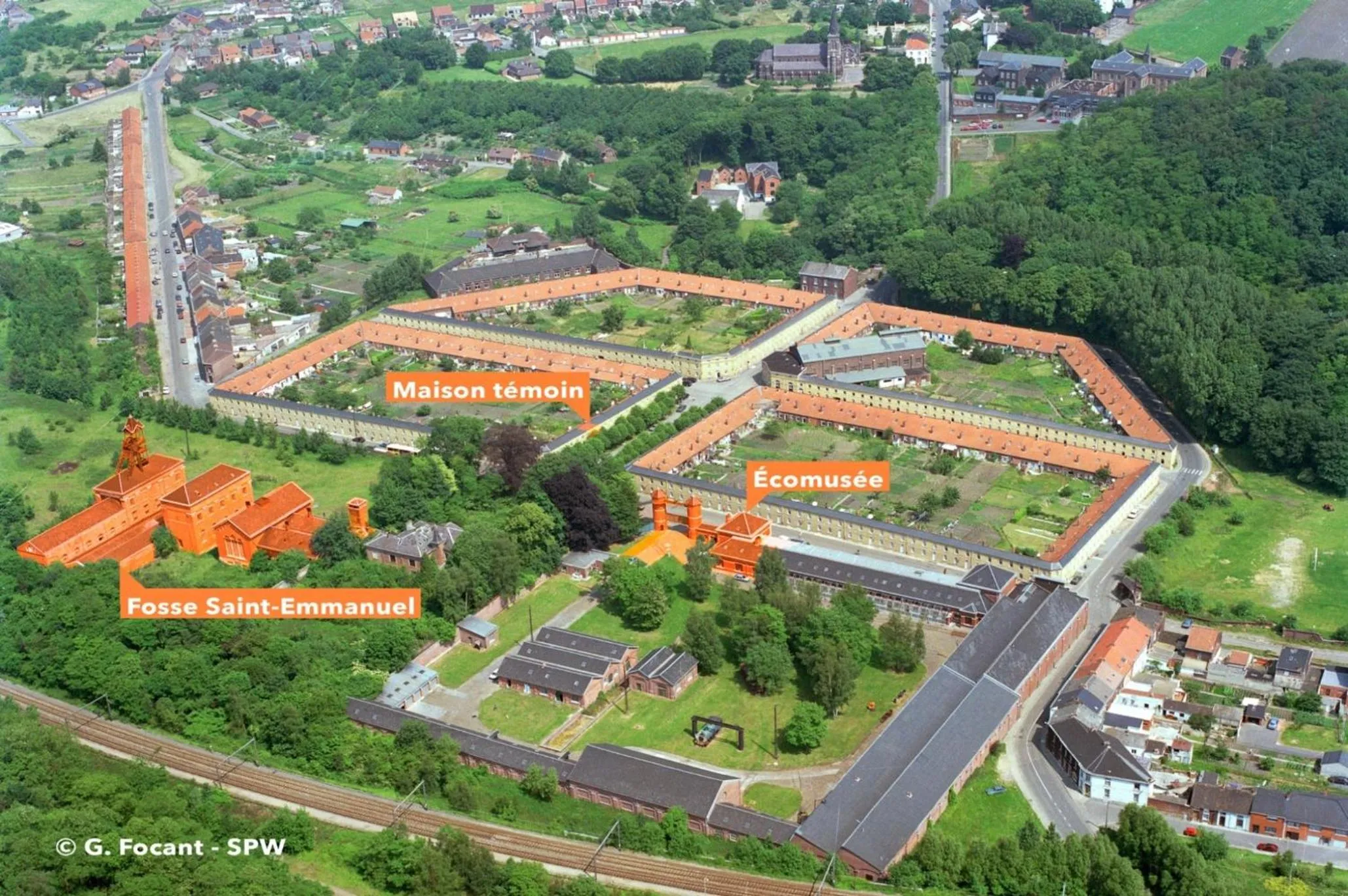 Text overlay in Le New Matinal