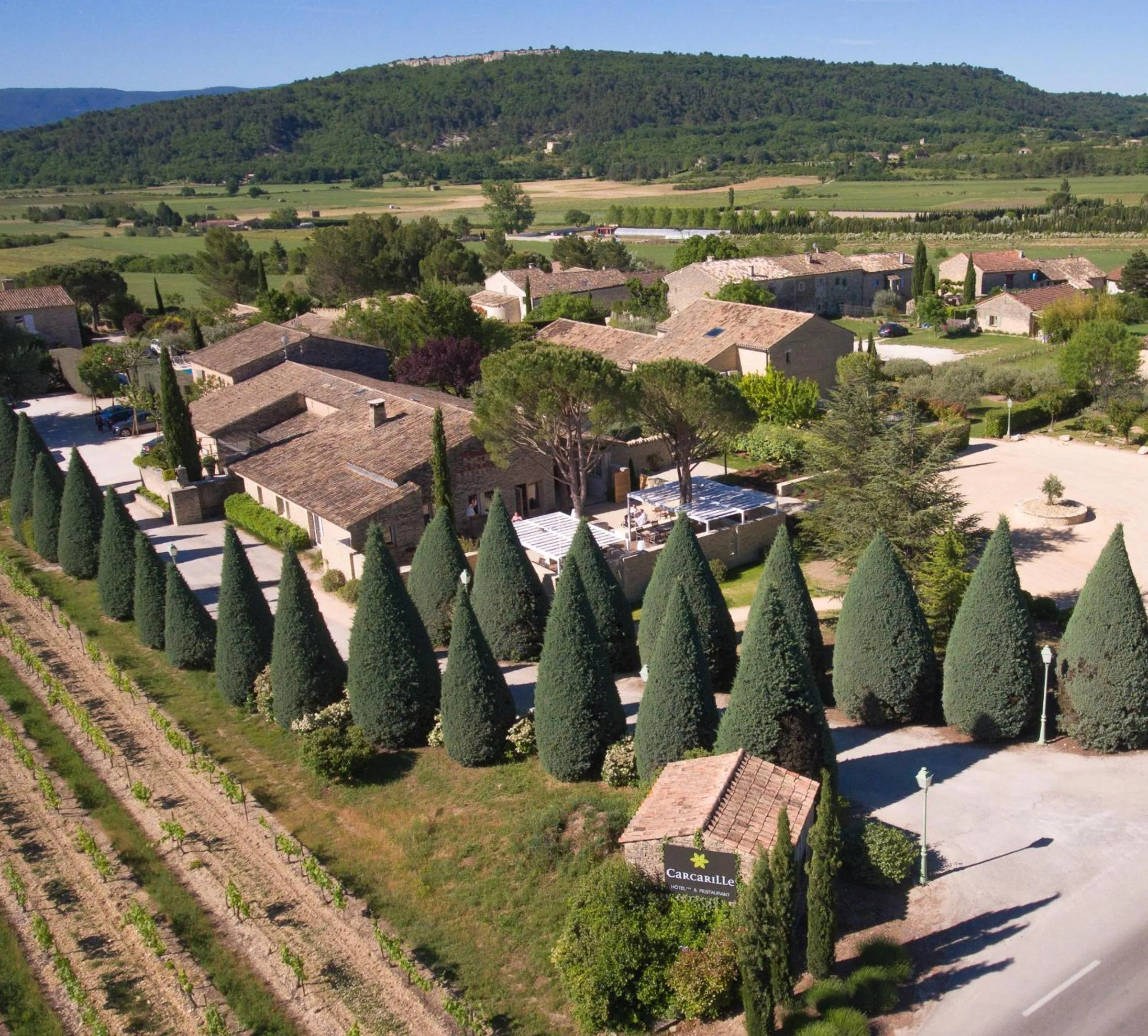 Bird's eye view in Hôtel Carcarille Restaurant Le C