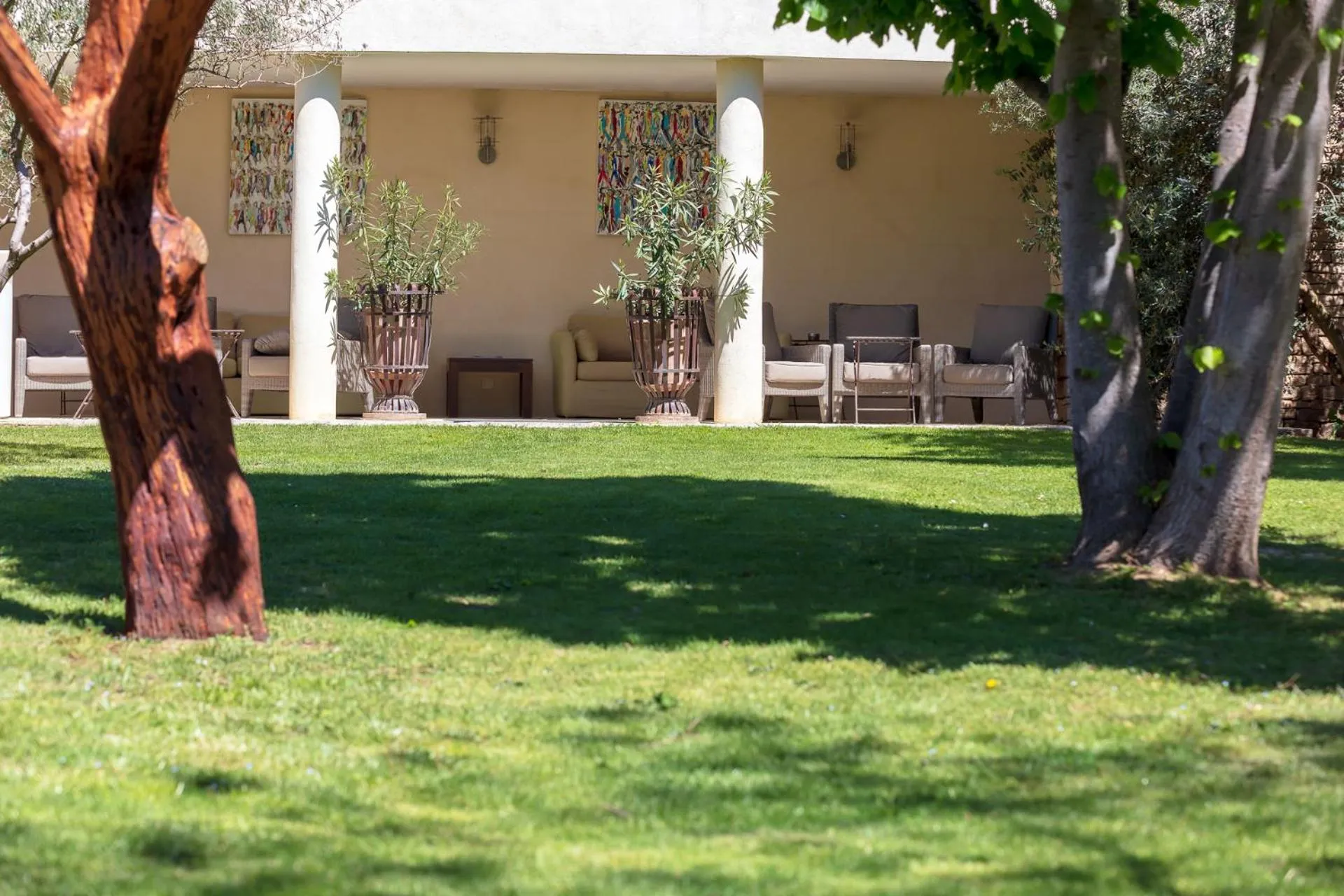 Garden in Hôtel Carcarille Restaurant Le C