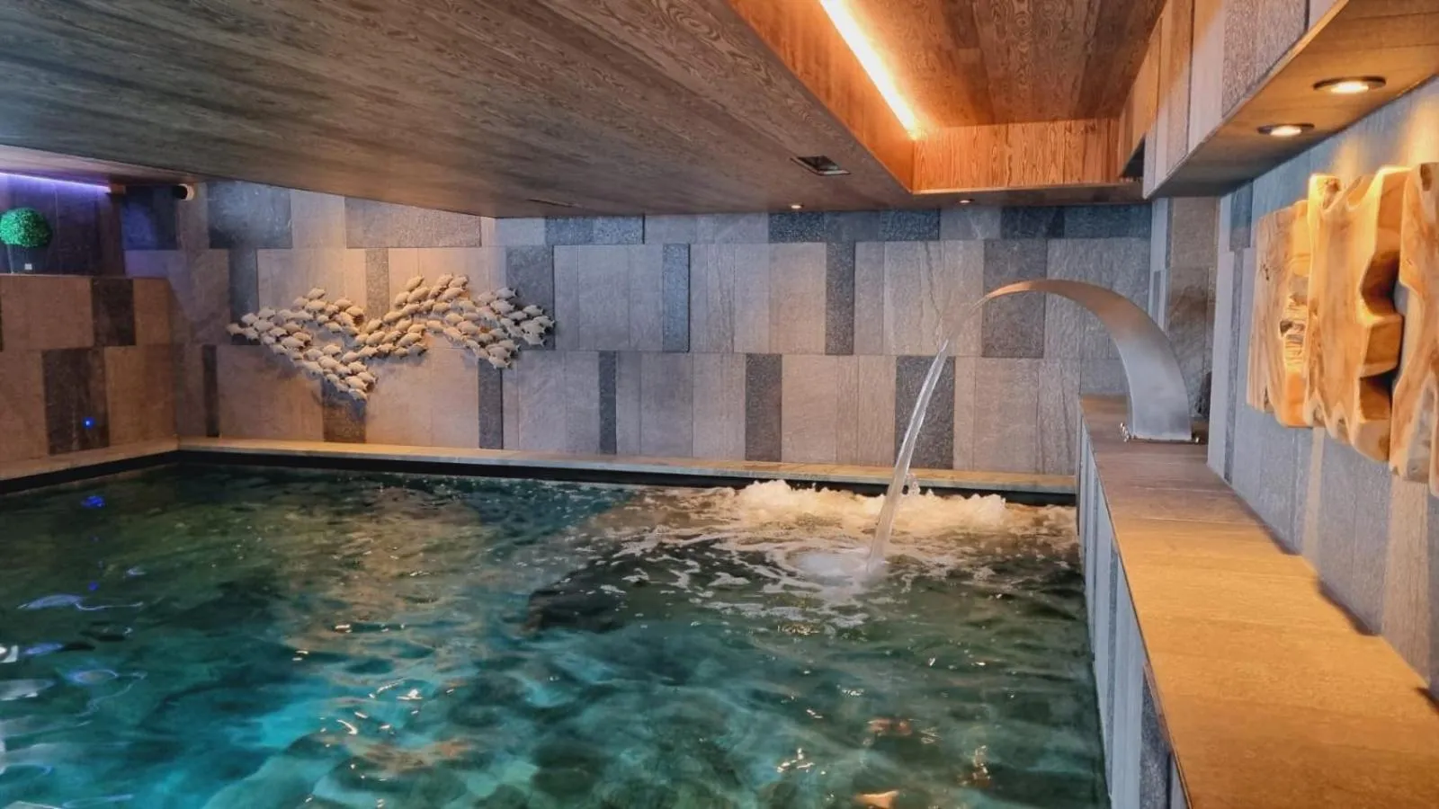 Spa and wellness centre/facilities in Horský hotel Kolínská bouda