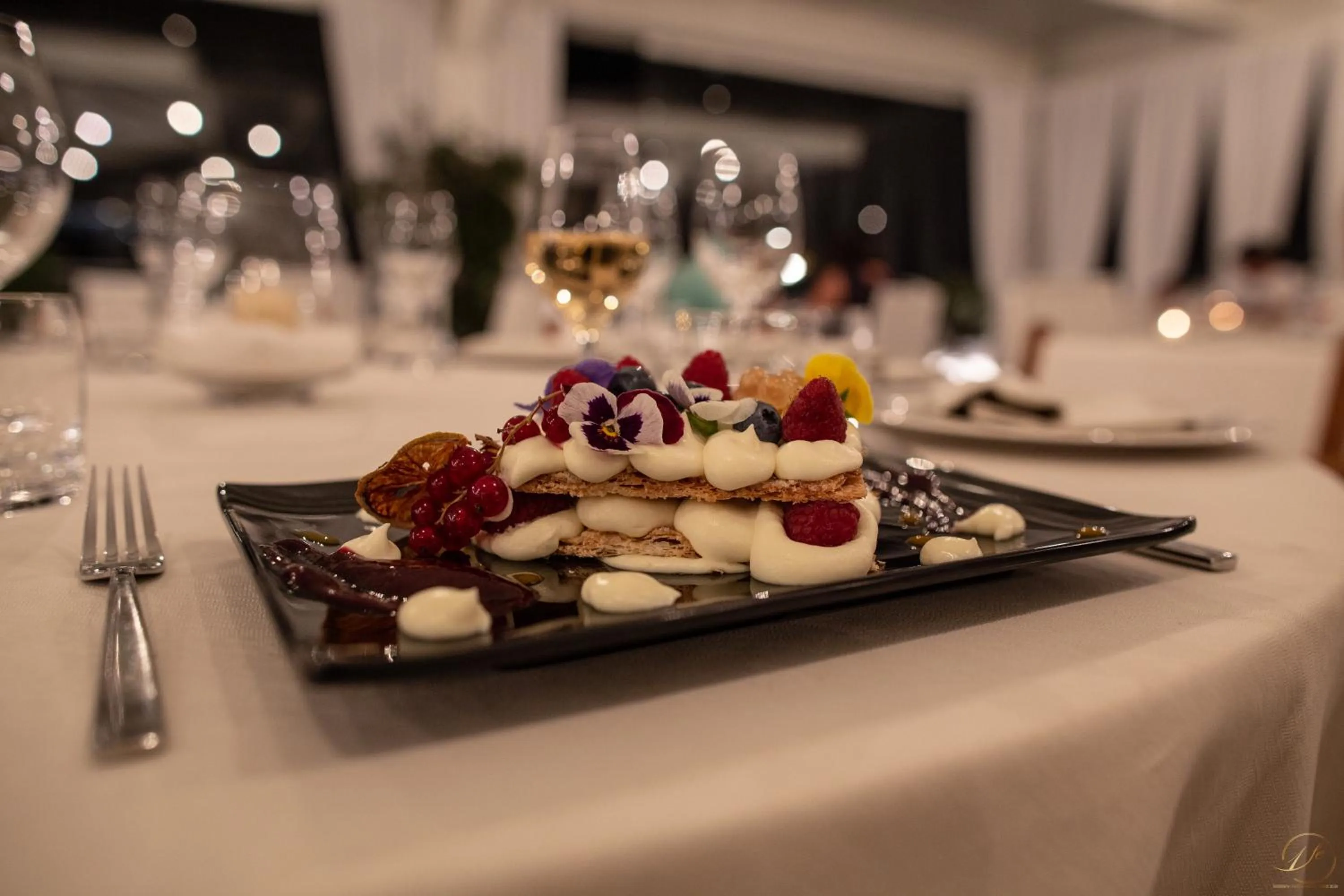 Restaurant/places to eat in Hotel Monte Sarago