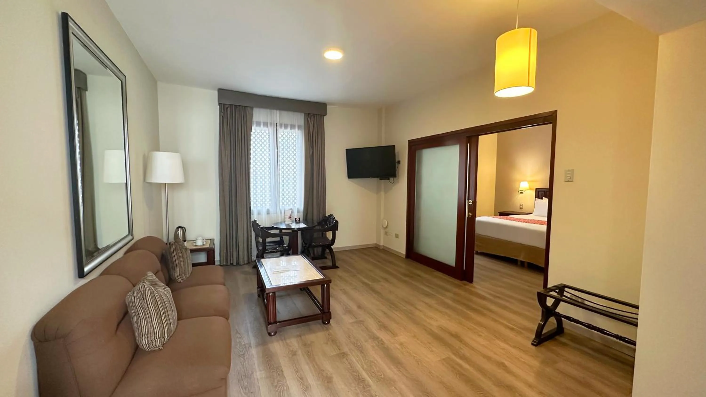 Living room, Bed in Costa del Sol Trujillo Centro