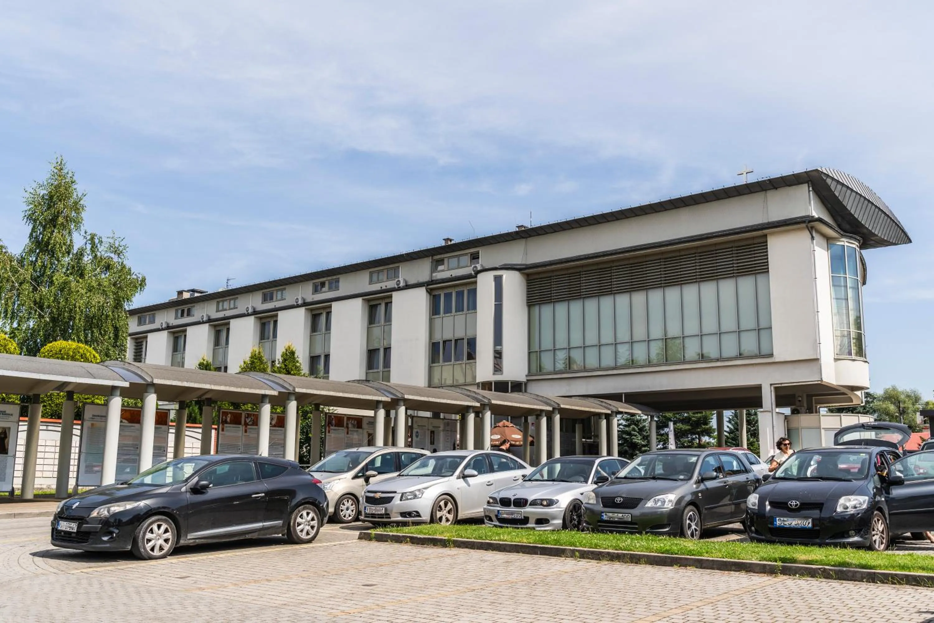 Property building in Dom Duszpasterski Sanktuarium Bożego Miłosierdzia