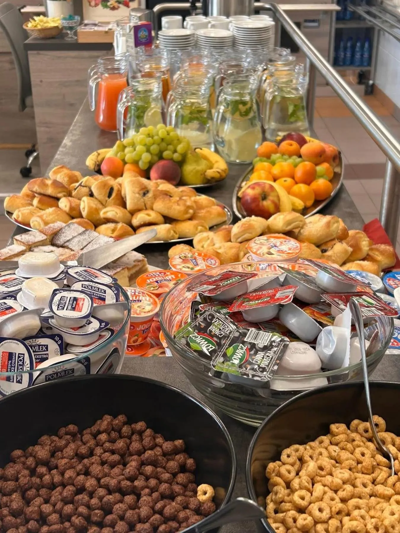 Food and drinks in Dom Duszpasterski Sanktuarium Bożego Miłosierdzia