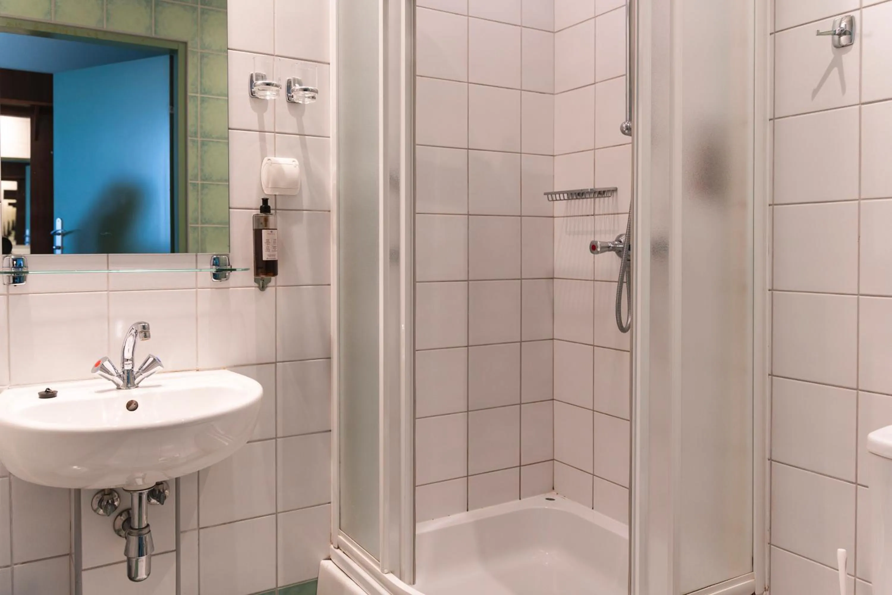 Shower in Dom Duszpasterski Sanktuarium Bożego Miłosierdzia